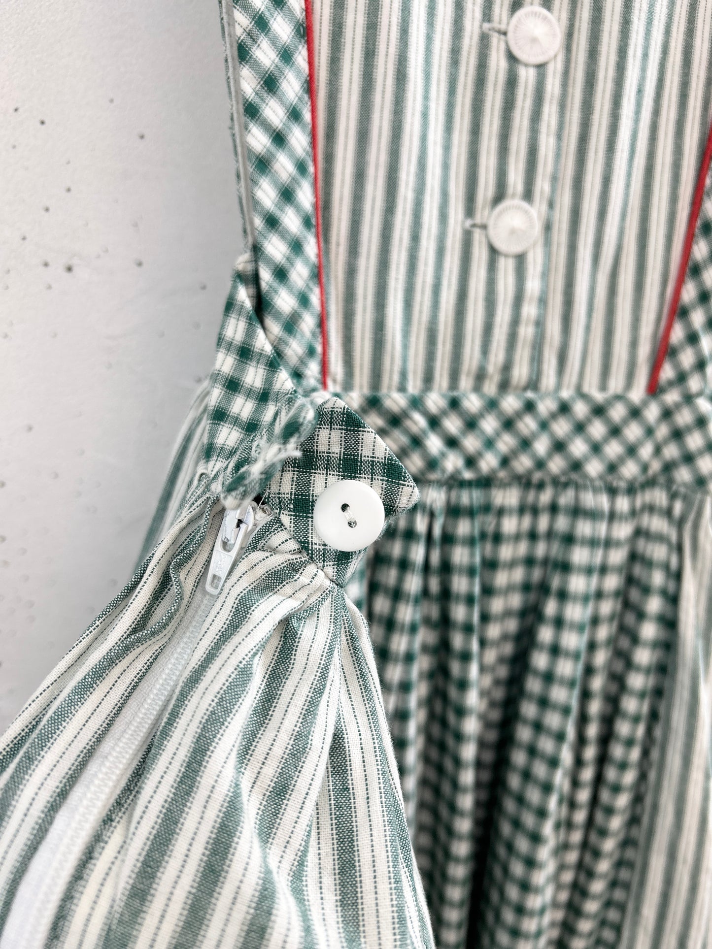 Vintage Apron Dress  [A31411]