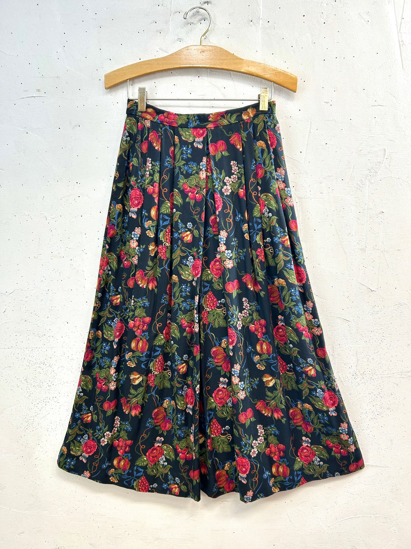 Vintage Skirt [A31396]