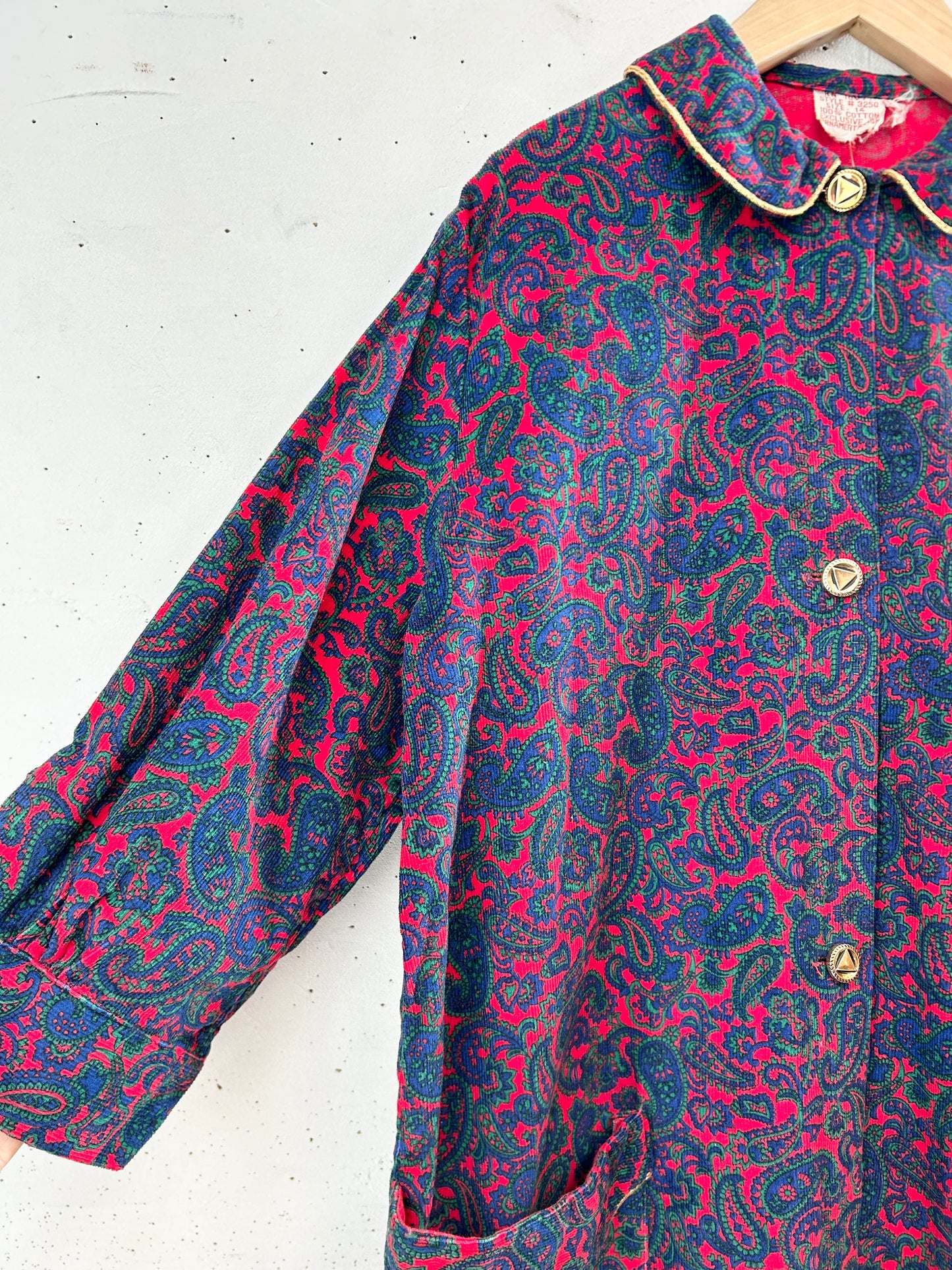 Vintage Gown [A31365]