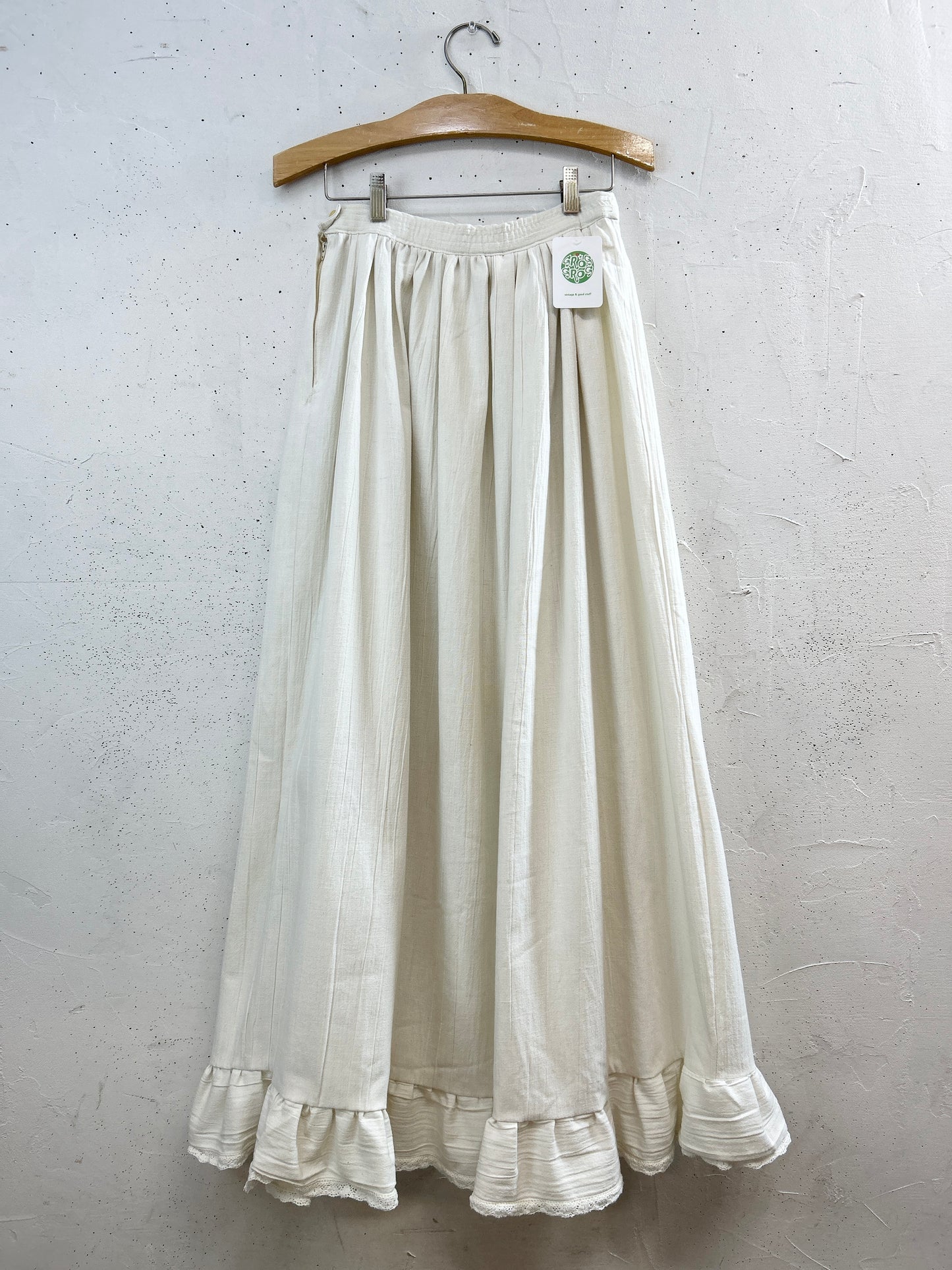 Vintage White Skirt [F32573]