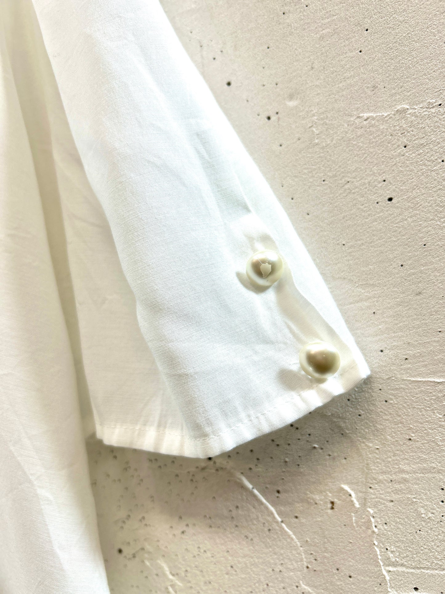Vintage White Blouse [D32214]