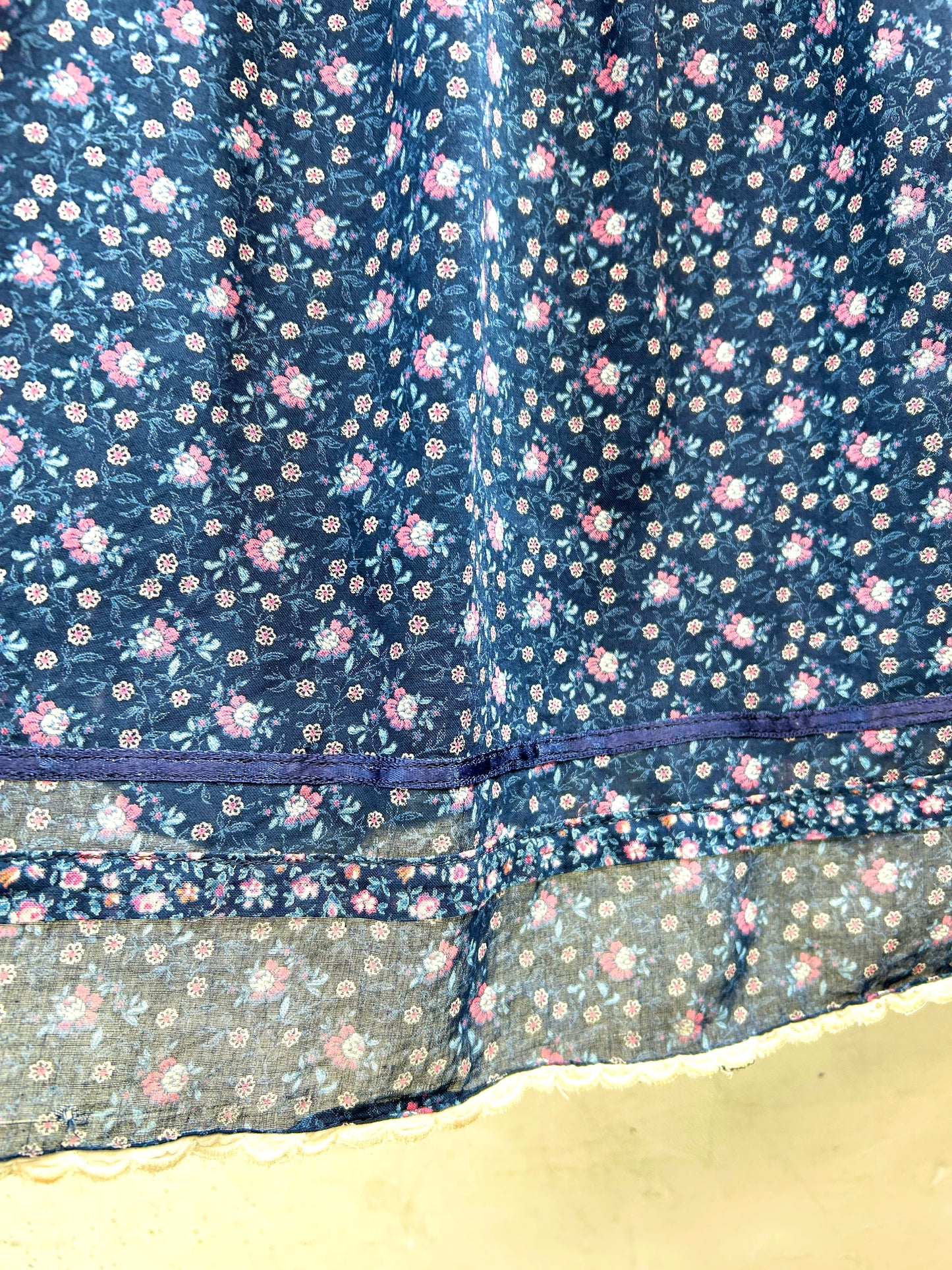 Vintage Skirt [A31452]