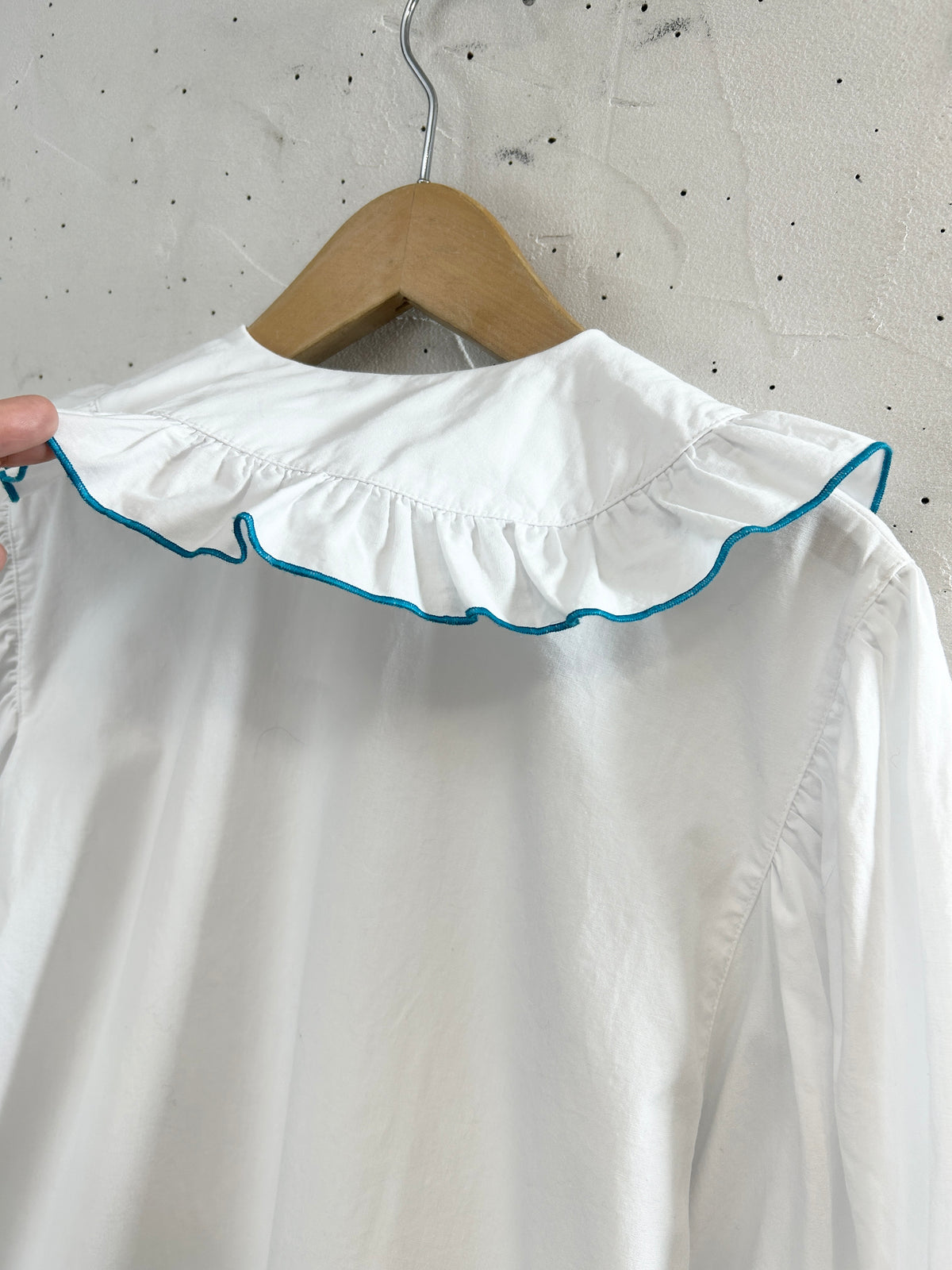 Vintage White Blouse [I33985]