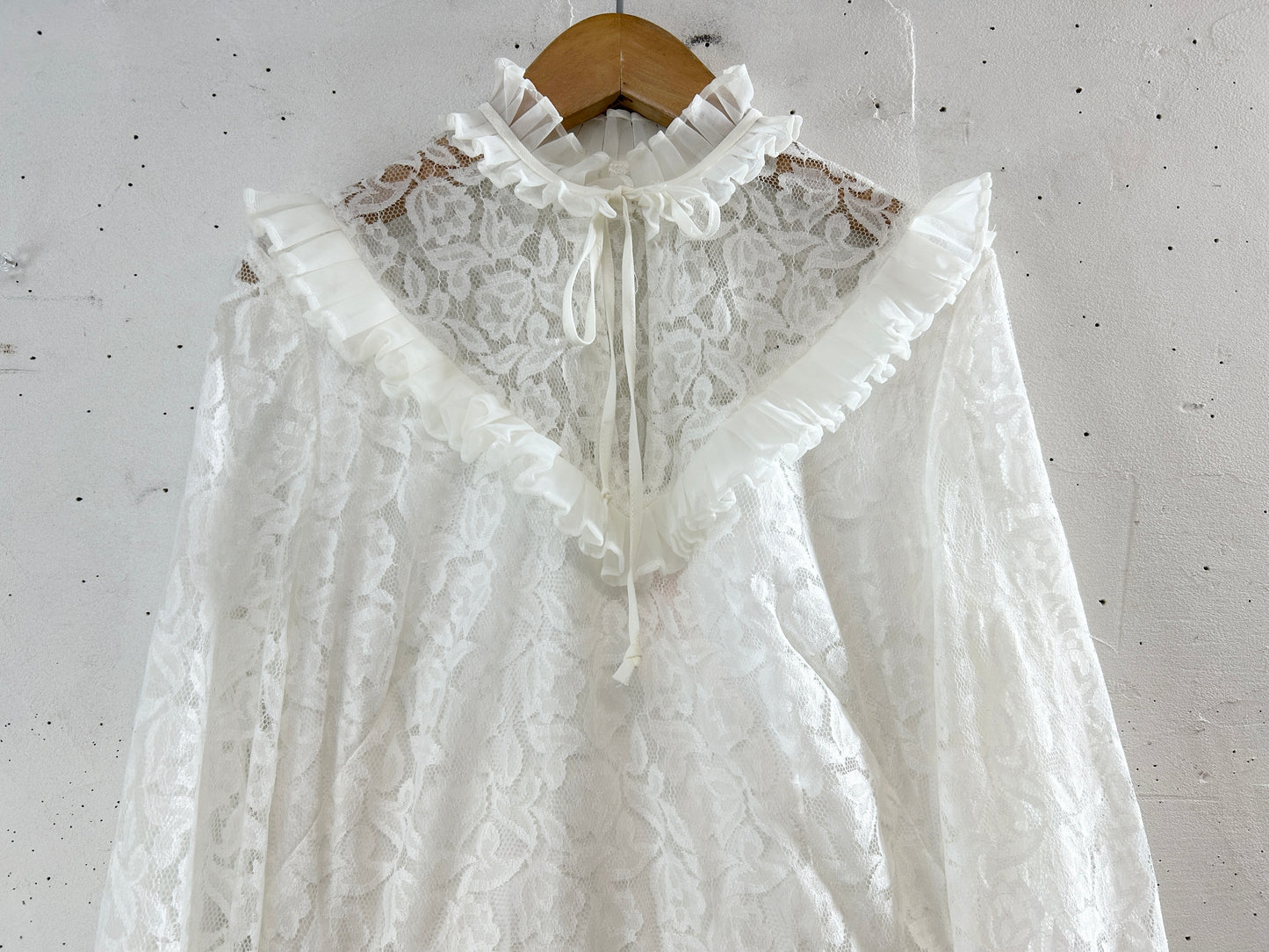 Vintage White Lace Dress [K30817]