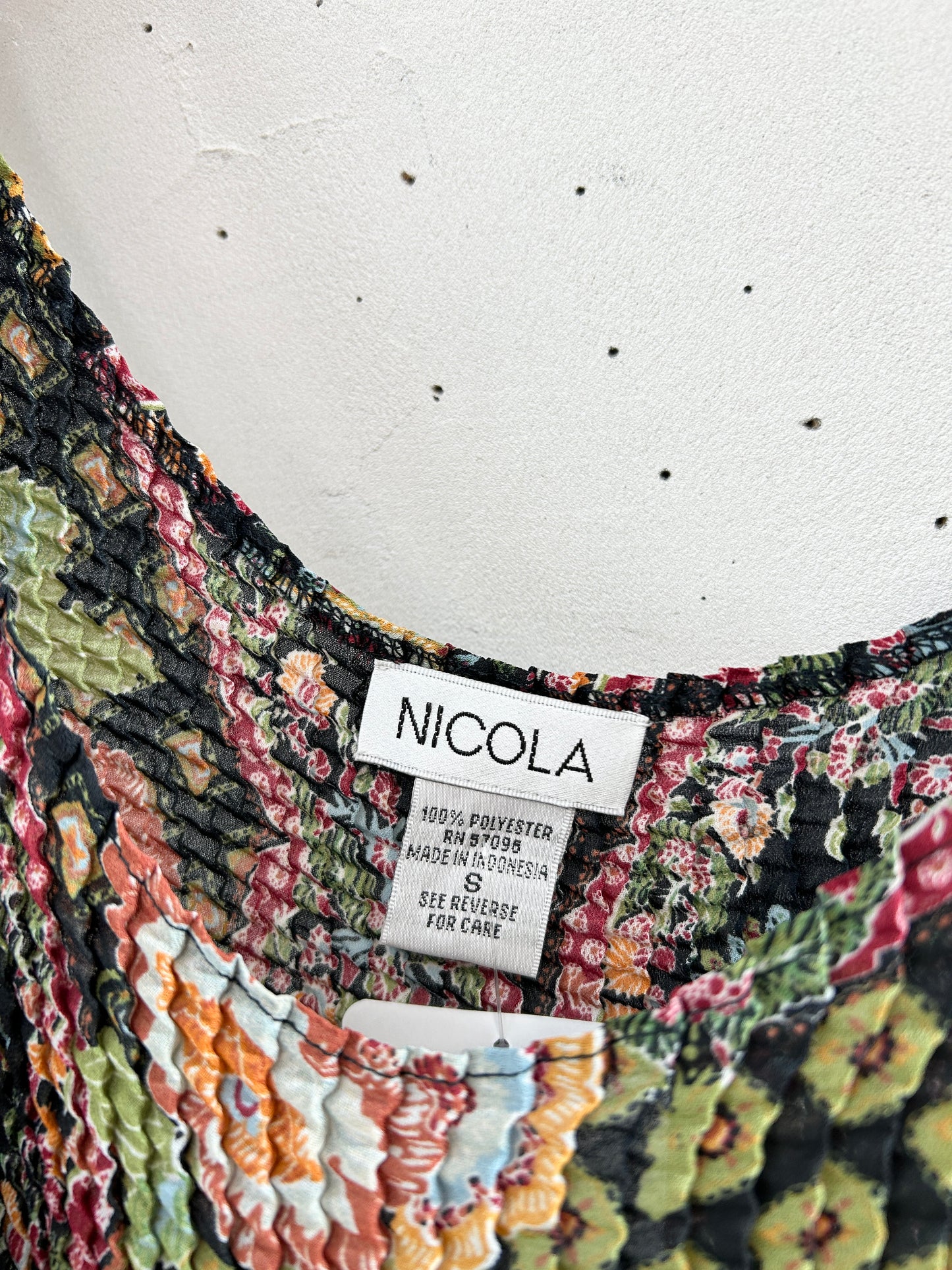 Vintage Pleats Tops [G33061]