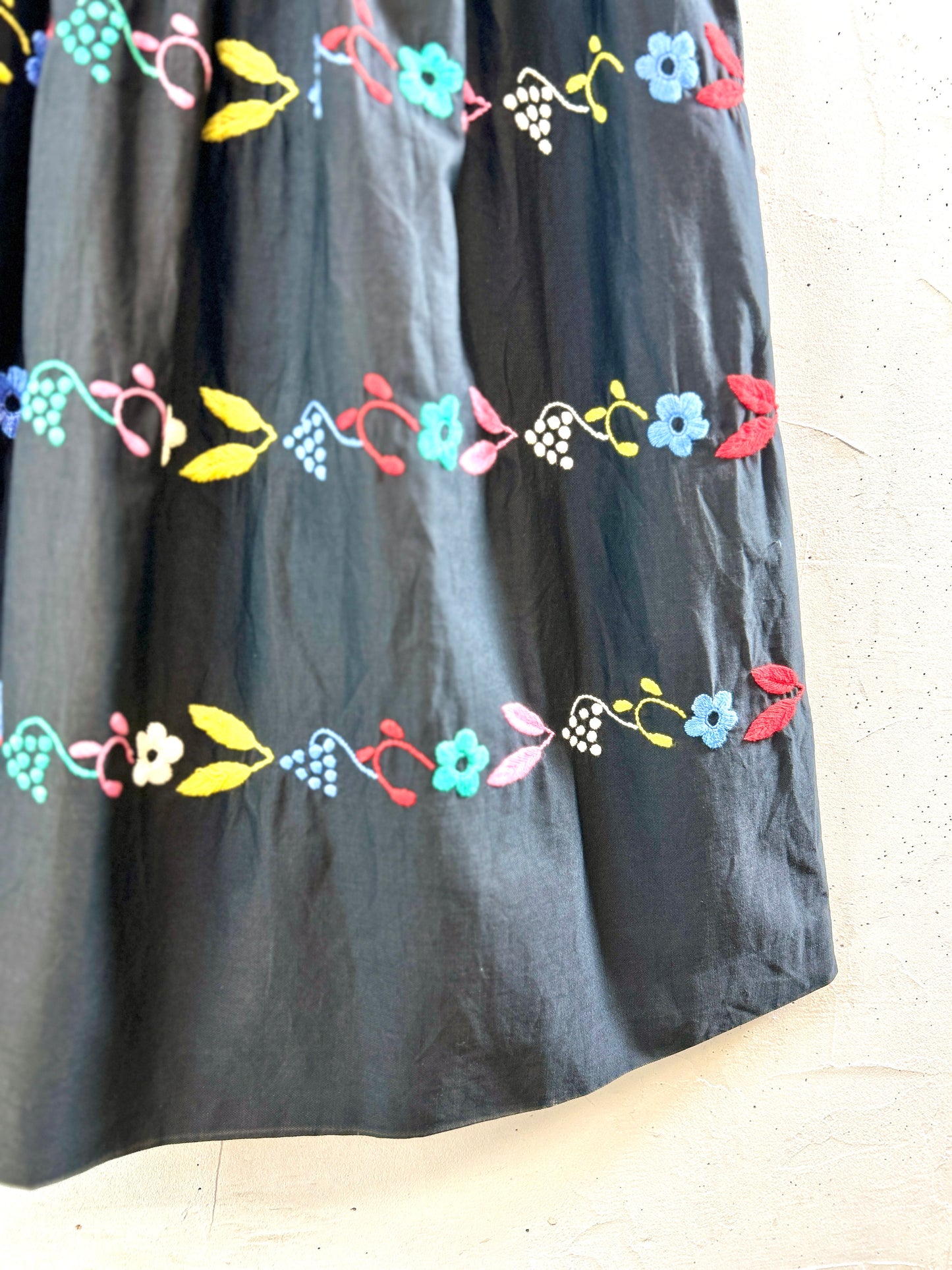 Vintage Embroidery Skirt [H30812]