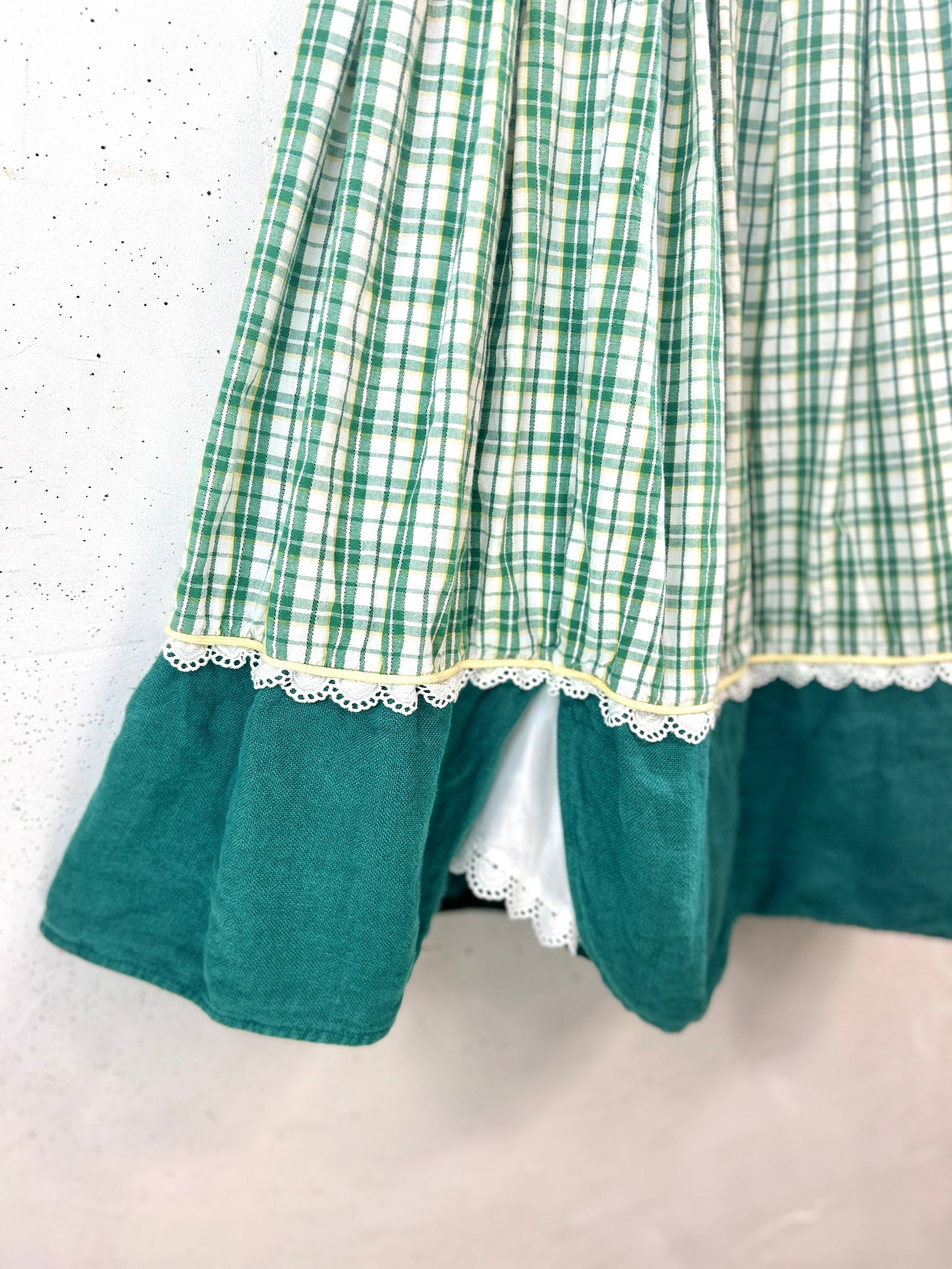 Vintage Tyrol Skirt [L31180]