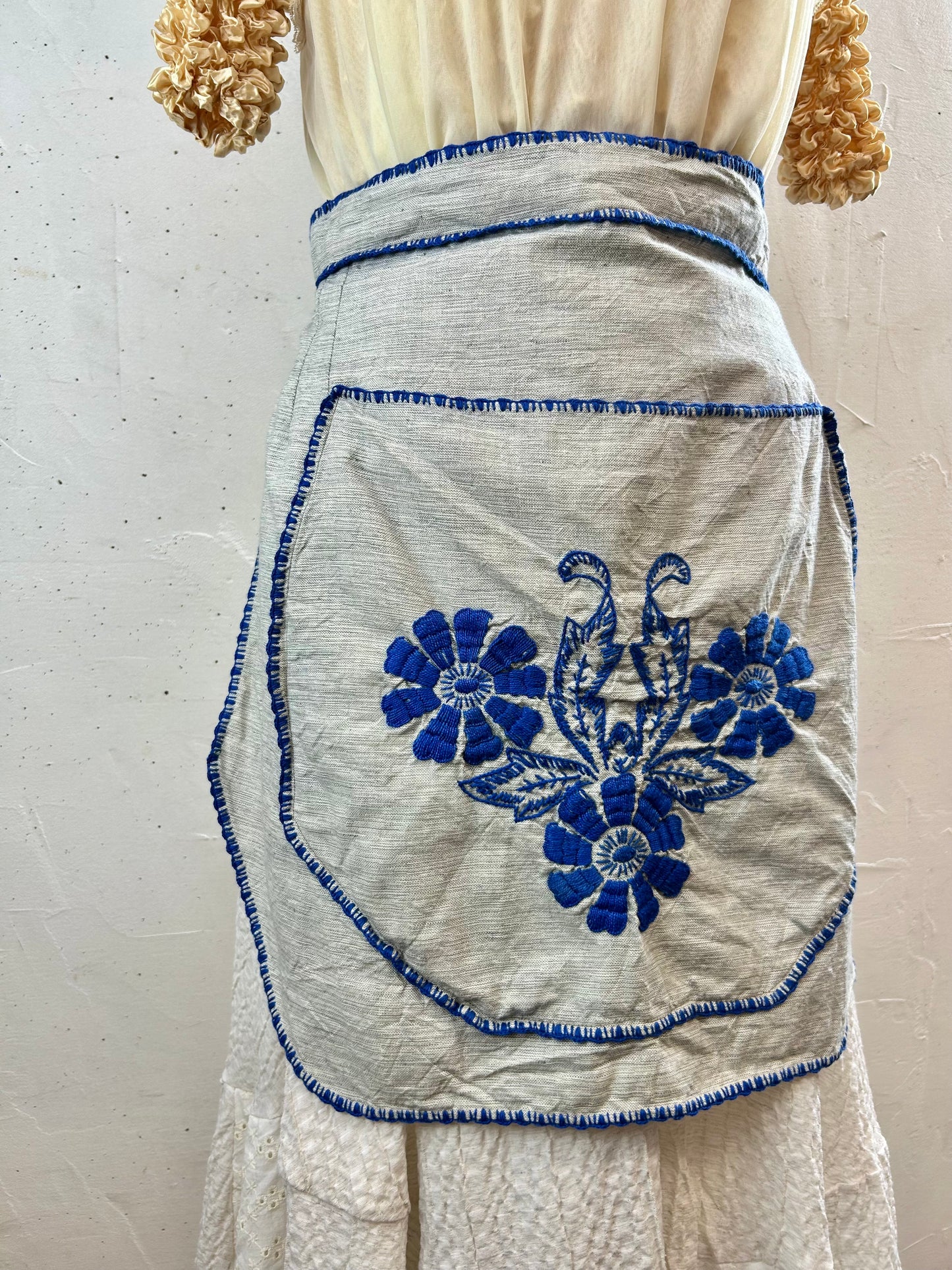 Vintage Embroidery Apron [G30716]