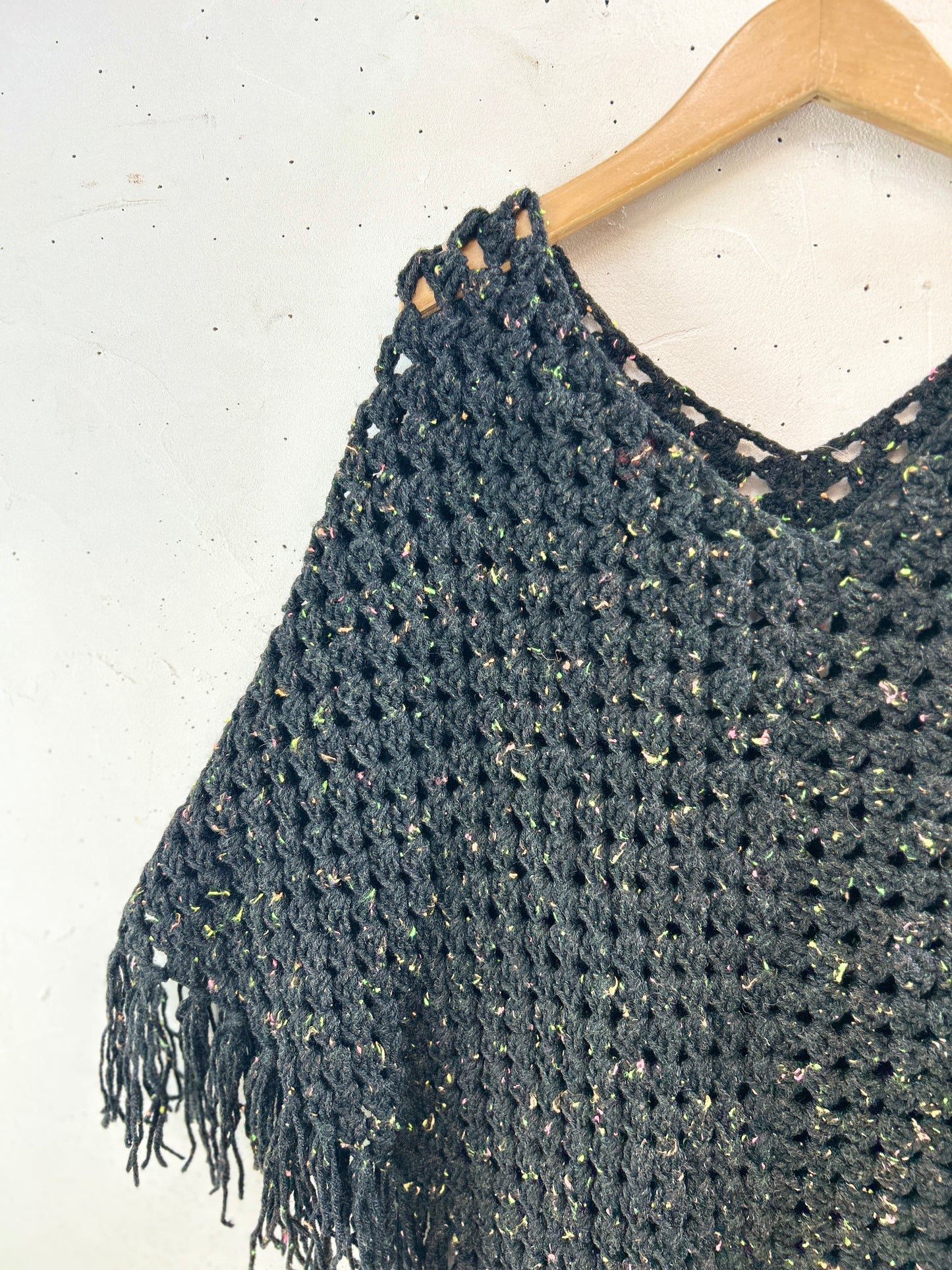 Vintage Knit Poncho [J30671]