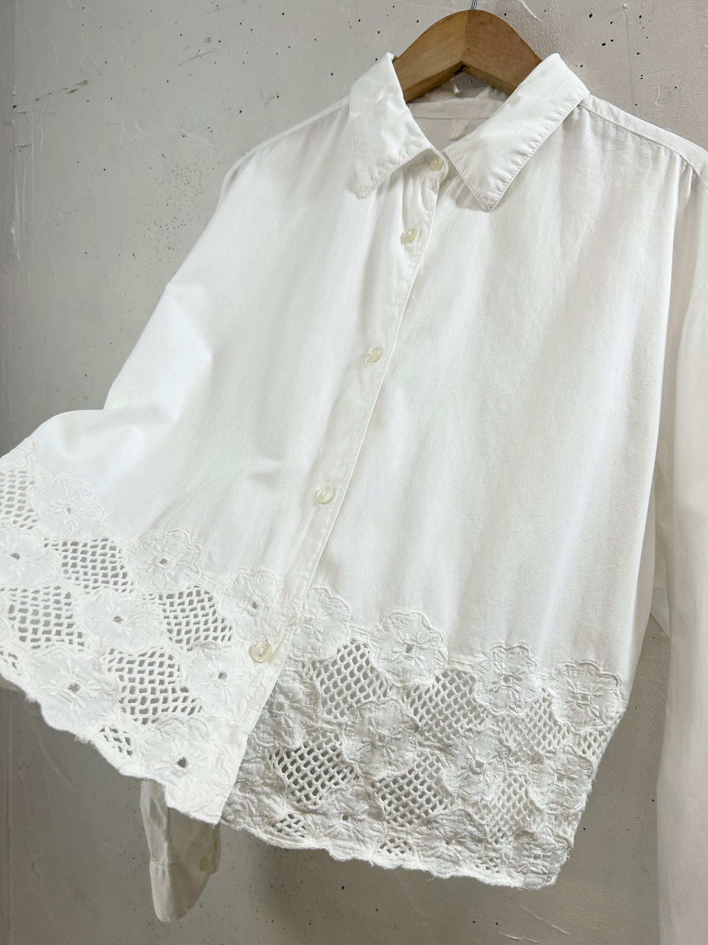 Vintage White Blouse [G32993]