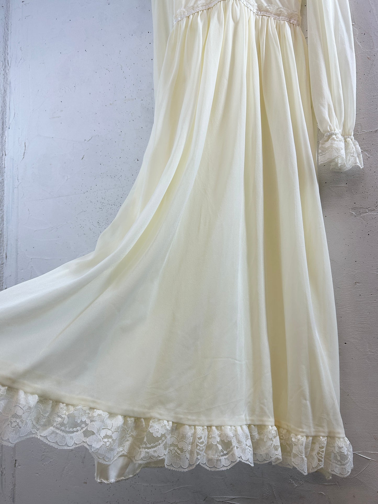 Vintage White Lace Dress [K30816]