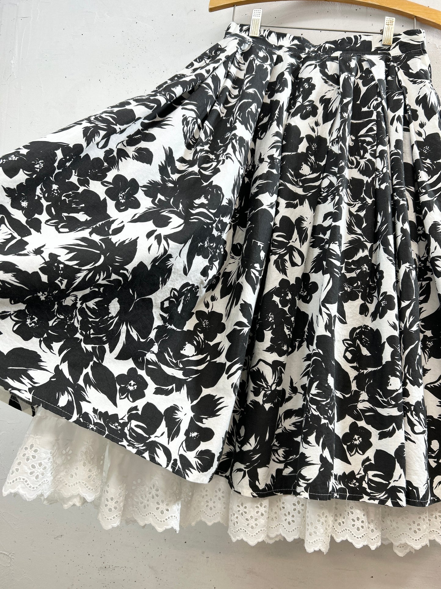 Vintage Skirt [F32563]