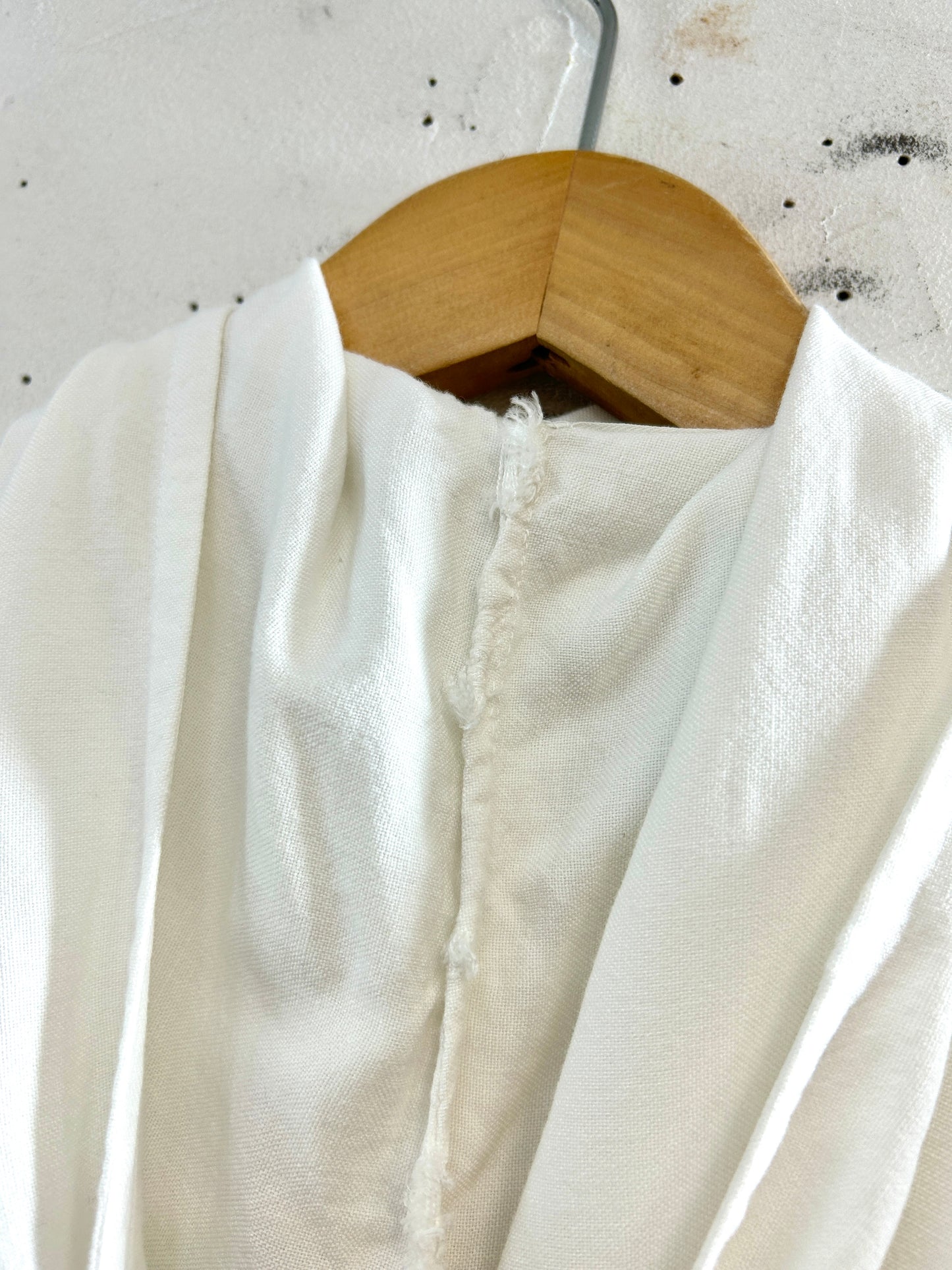 Vintage Gown [E32339]