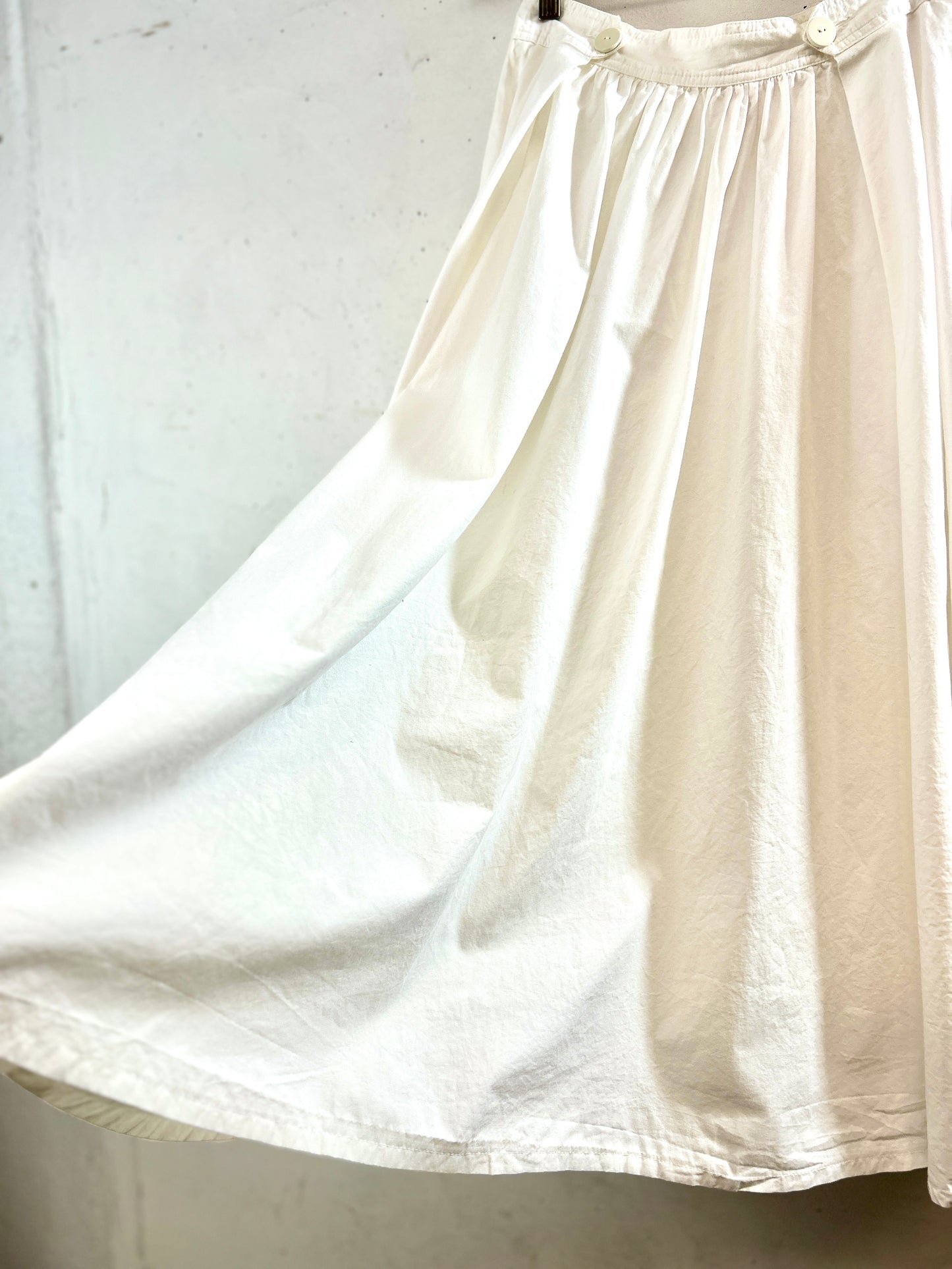 Vintage White Skirt MADE IN FRANCE [K30911]