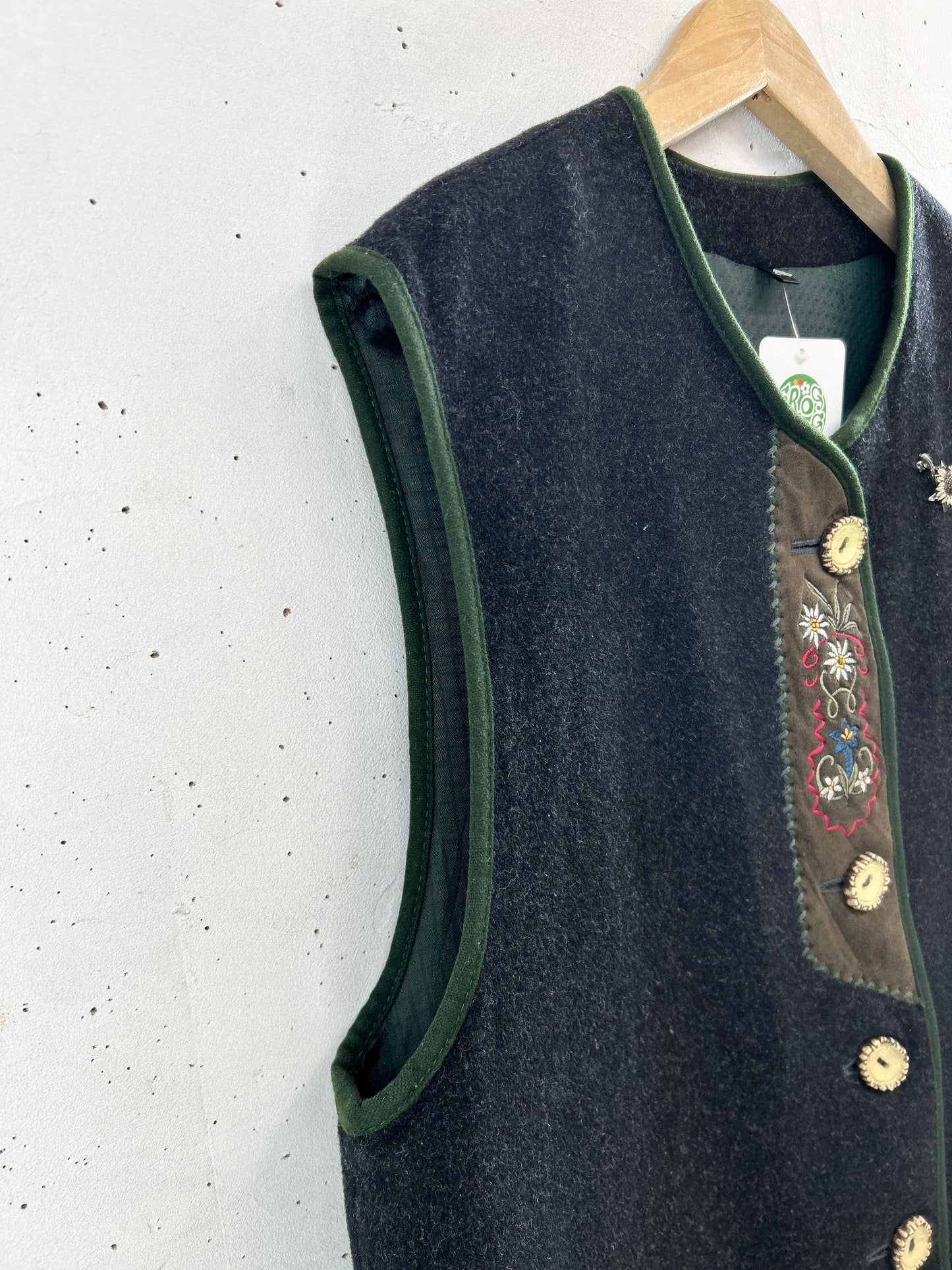 Vintage Tyrol Vest [A31268]