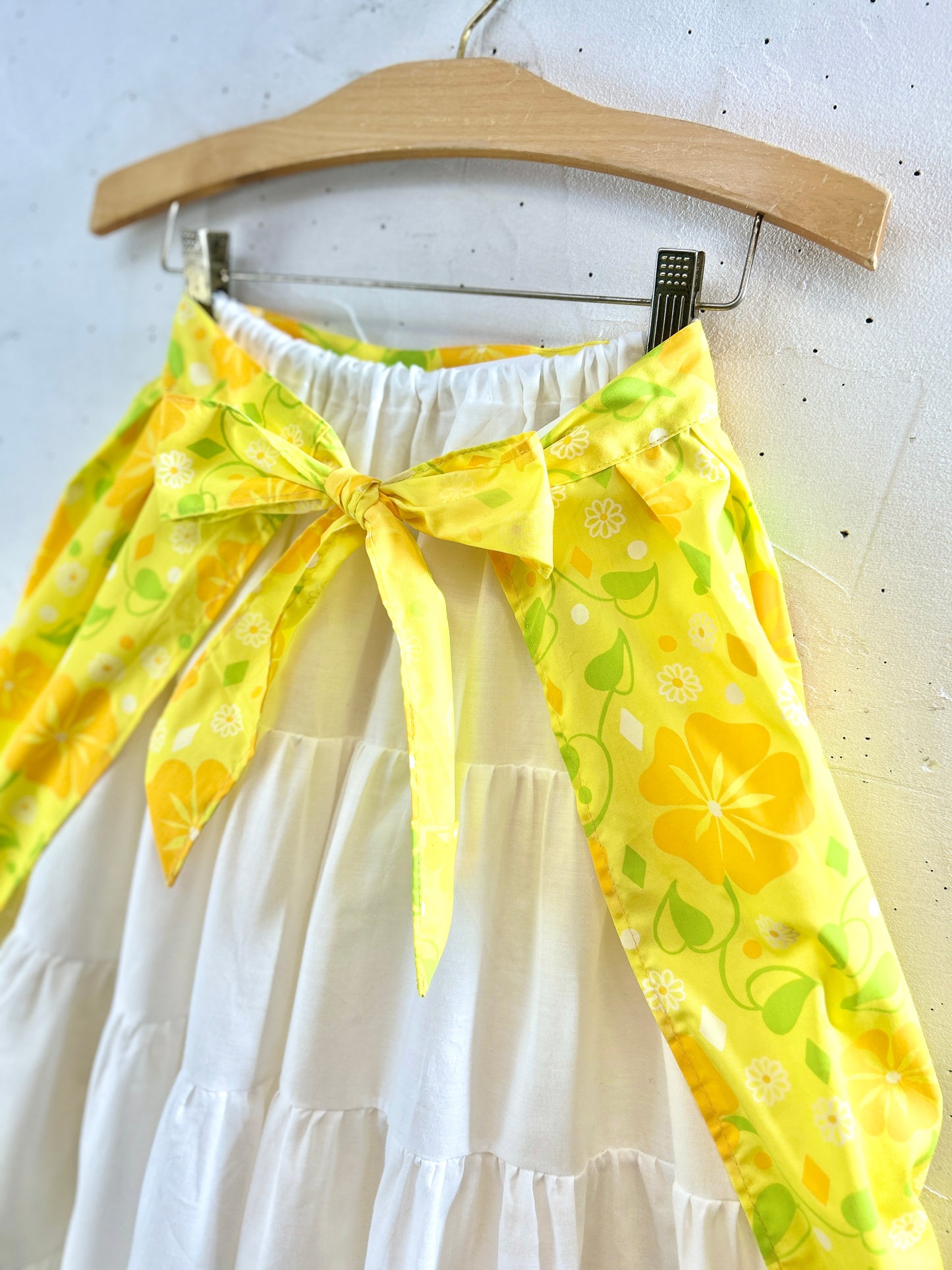 Vintage Apron [J30388]