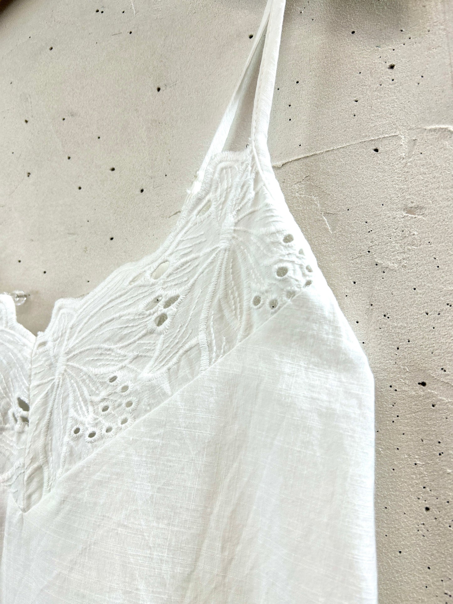 Vintage Camisole Tops [H33362]