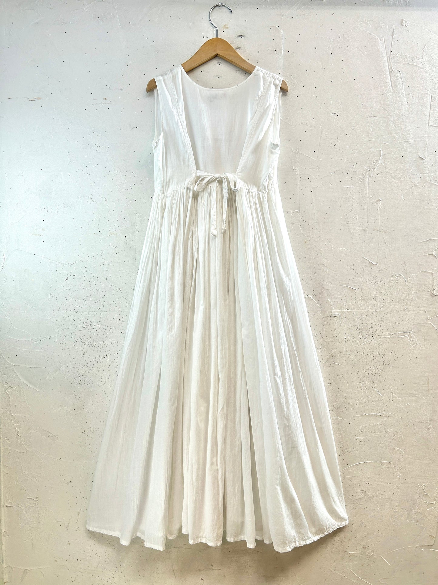 Vintage White Dress [D32218]