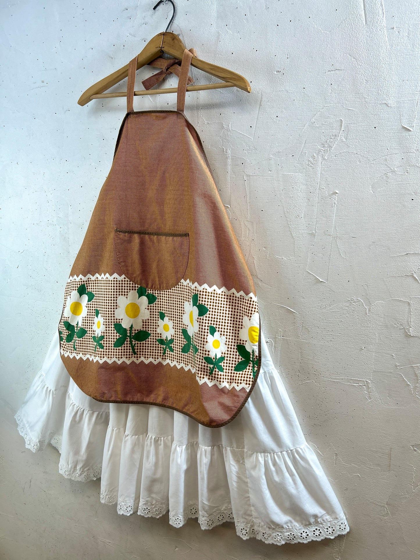 Vintage Apron [J30393]