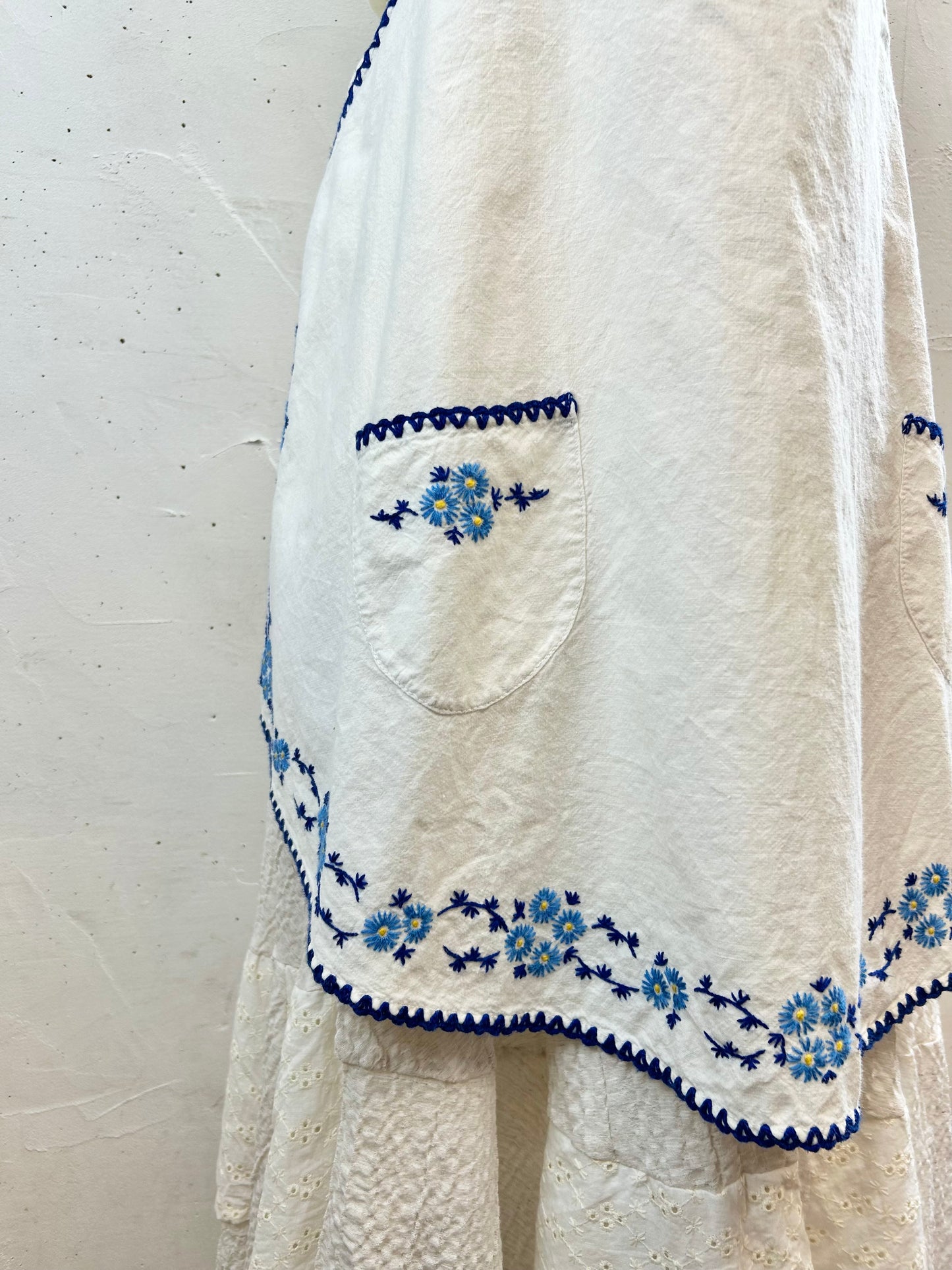 Vintage Embroidery Apron [G30718]