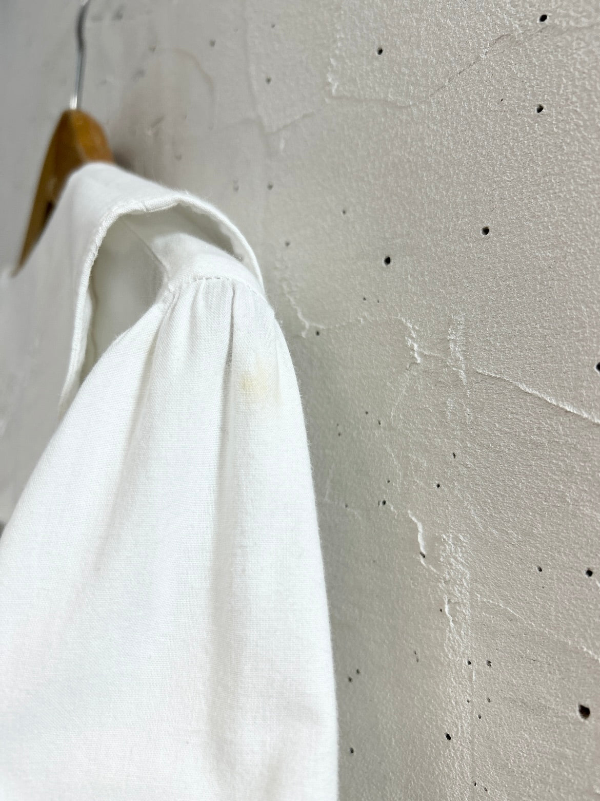 Vintage White Blouse [E32318]
