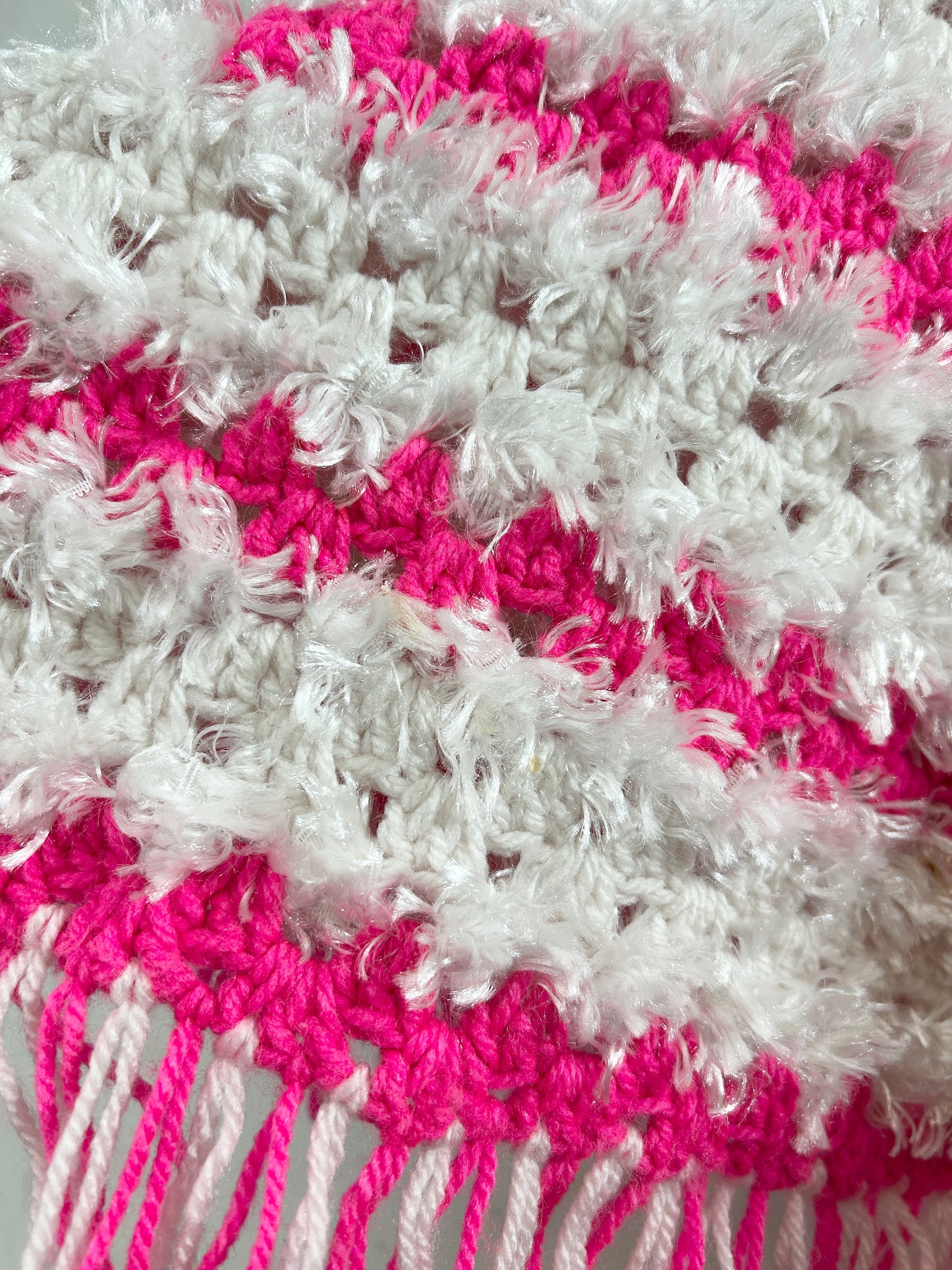 Vintage Knit Poncho [J30604]