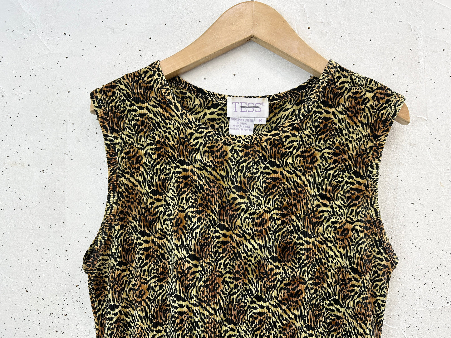 Vintage Tops [F32644]