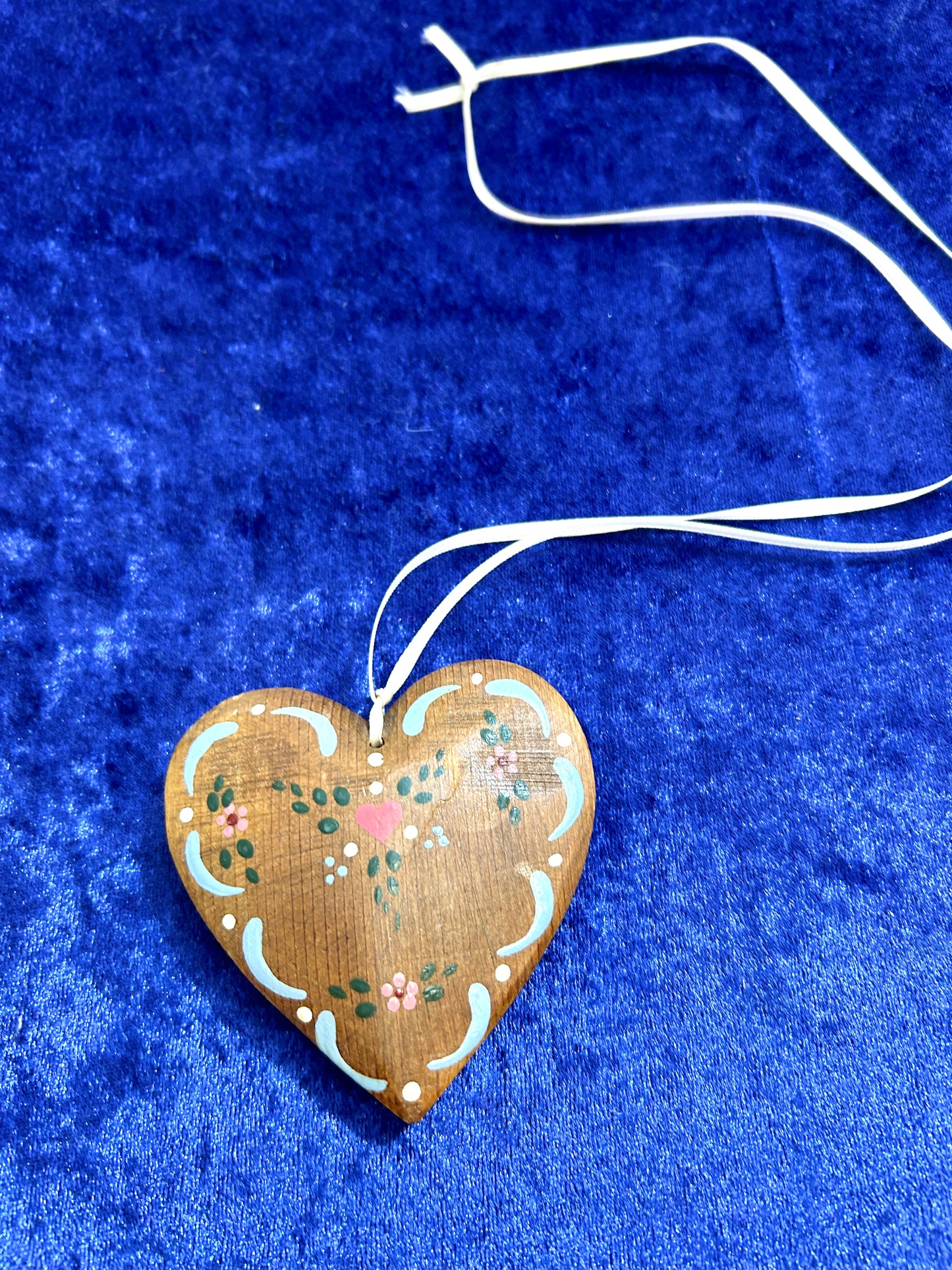 Vintage wood pendant [I30342]