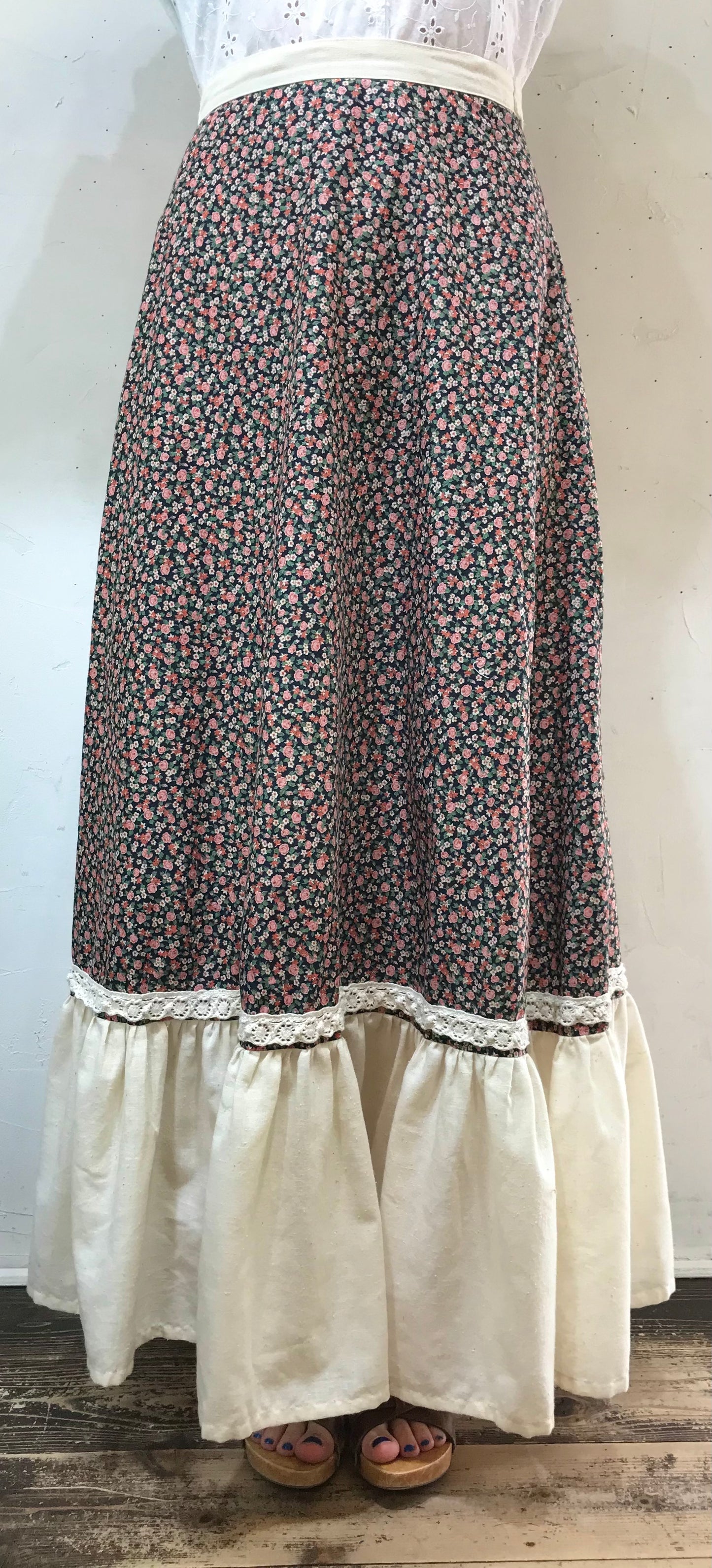 ’70s Vintage Skirt [G24571]