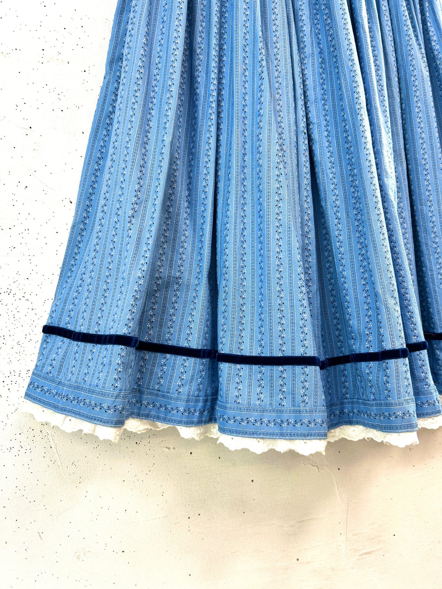 Vintage Tyrol Skirt [L30993]