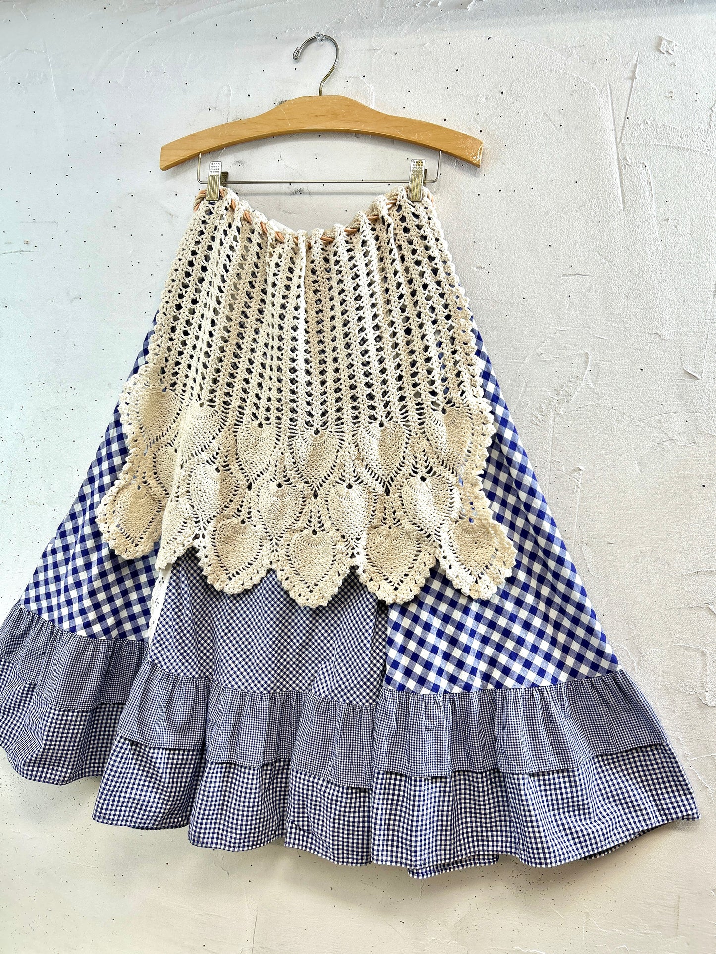 Vintage Crochet Apron [A31291]