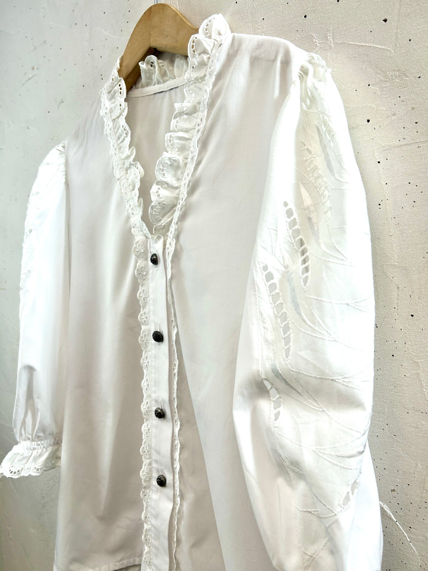 Vintage Tyrol Blouse [B31719]
