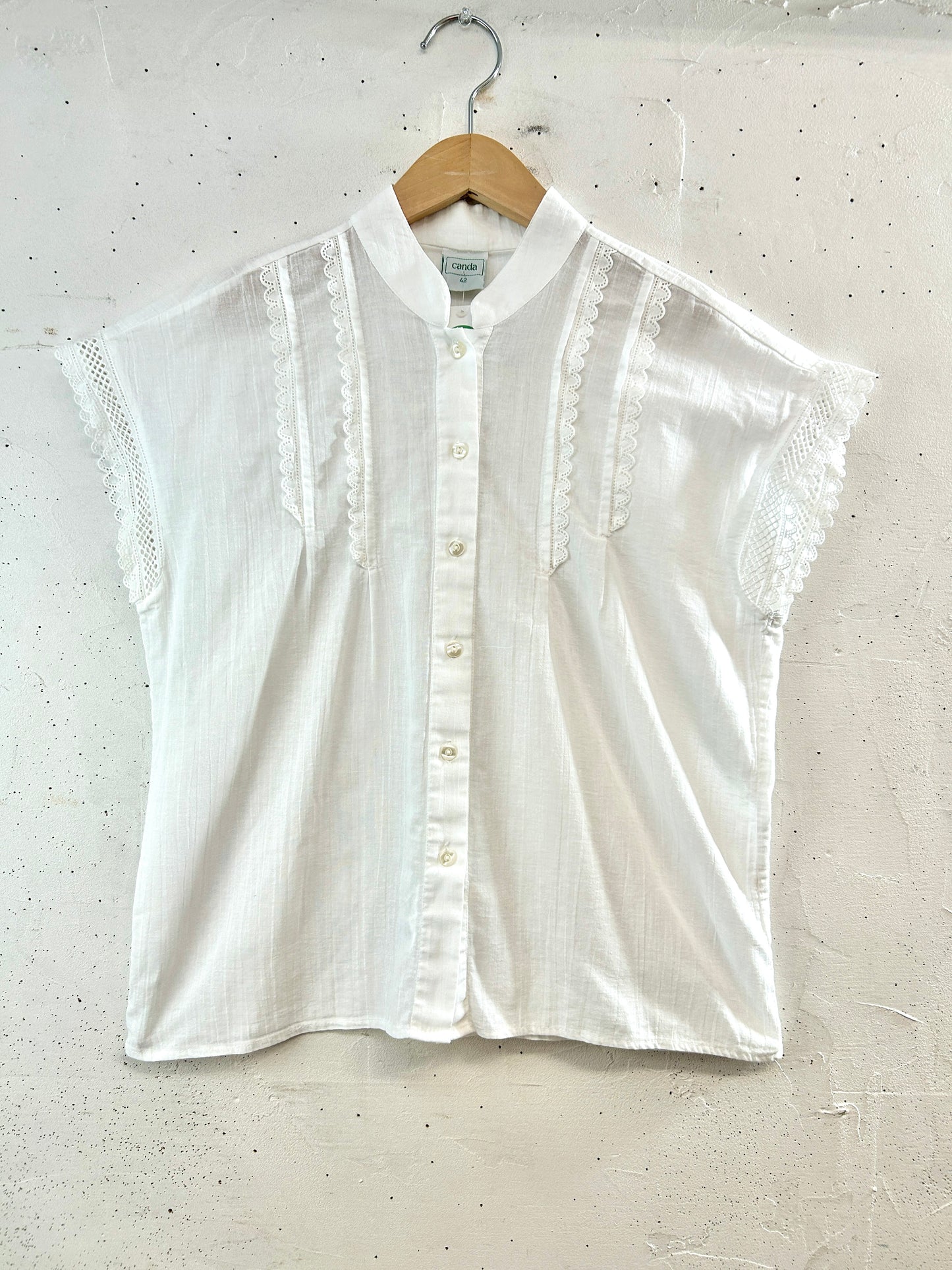 Vintage White Blouse [D32222]