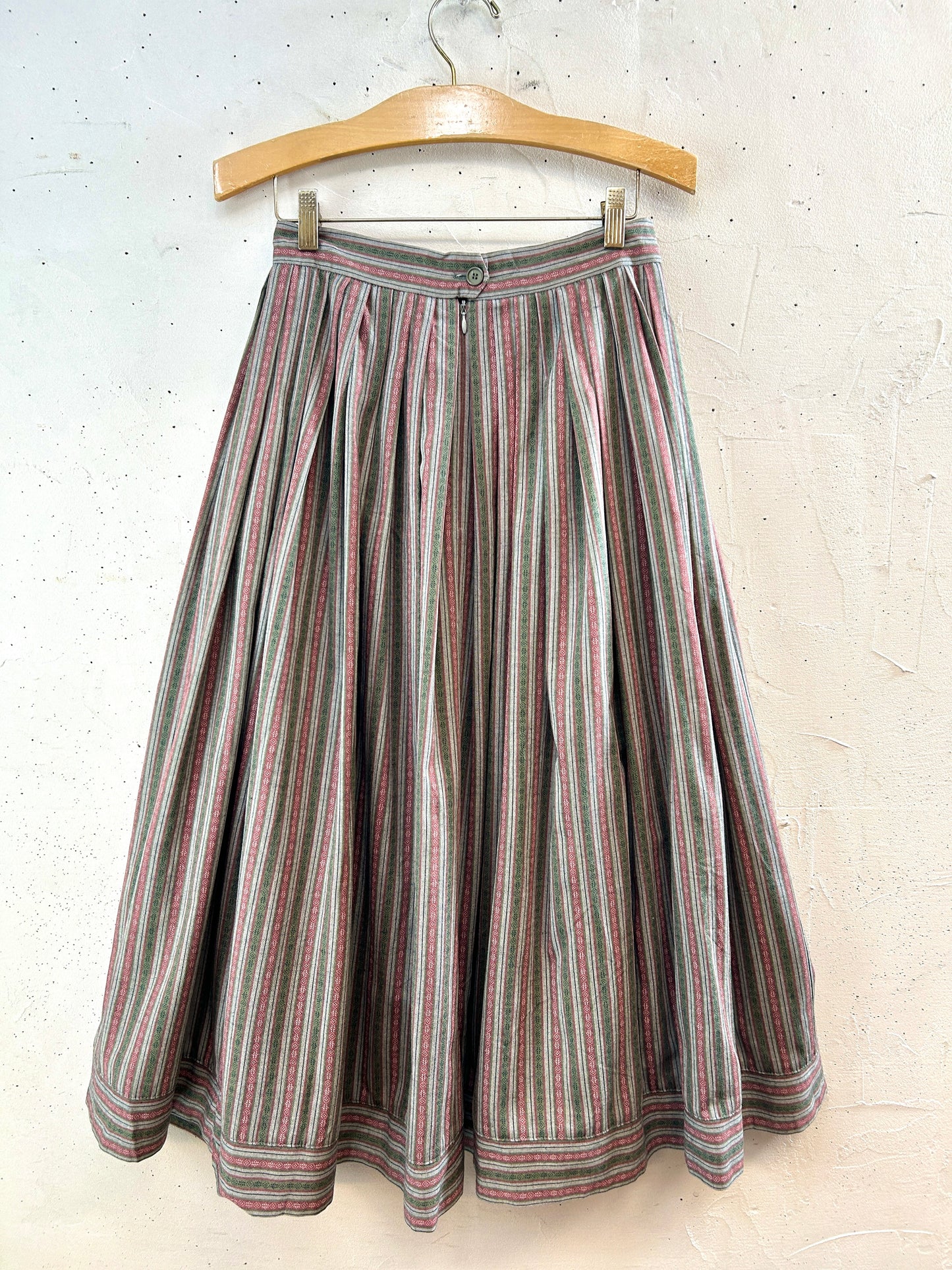 Vintage Tyrol Skirt  [J30680]