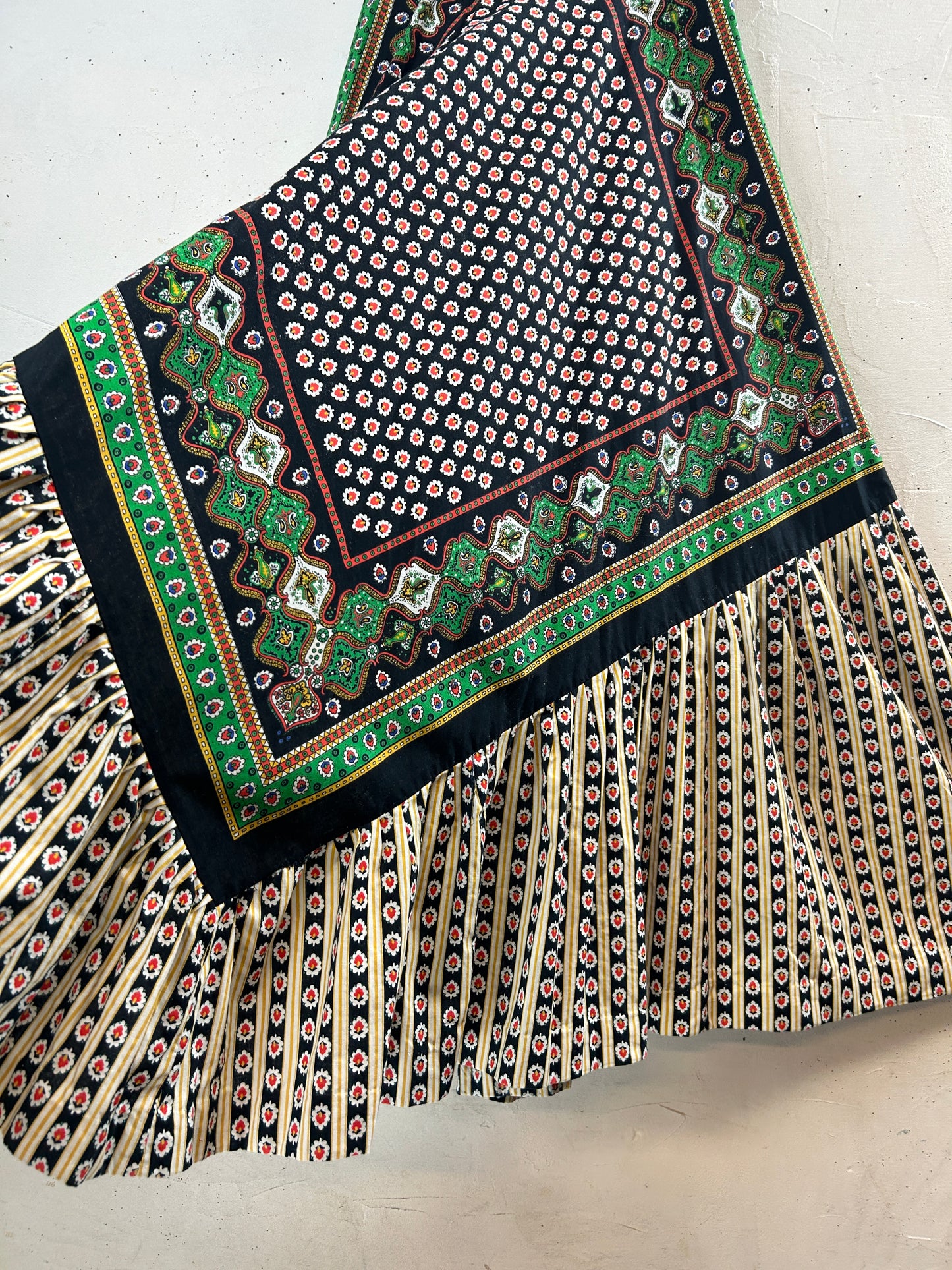 ’70s Vintage Skirt [I30289]