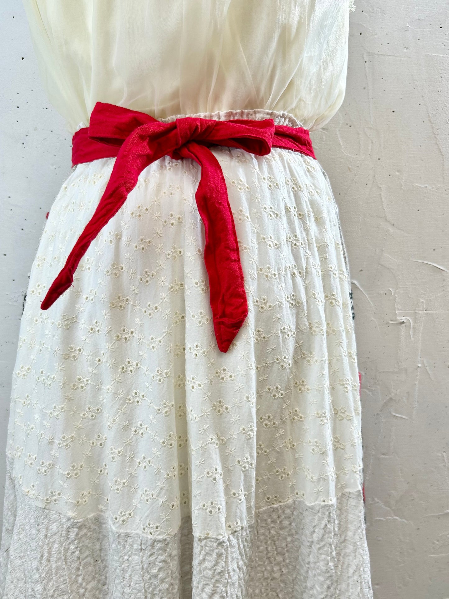 Vintage Tyrol Apron MADE IN AUSTRIA [G30713]