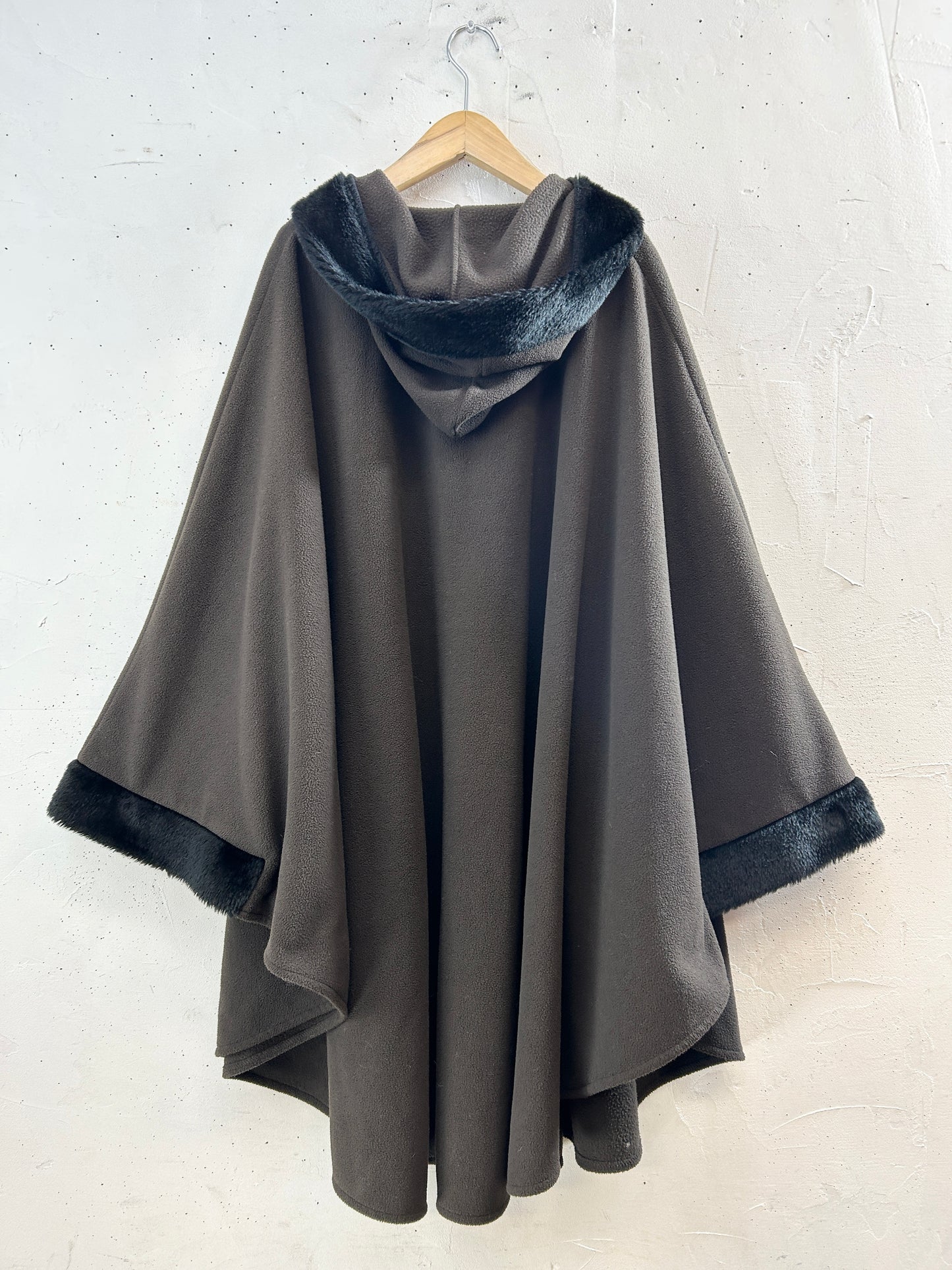 Vintage Poncho [K30743]