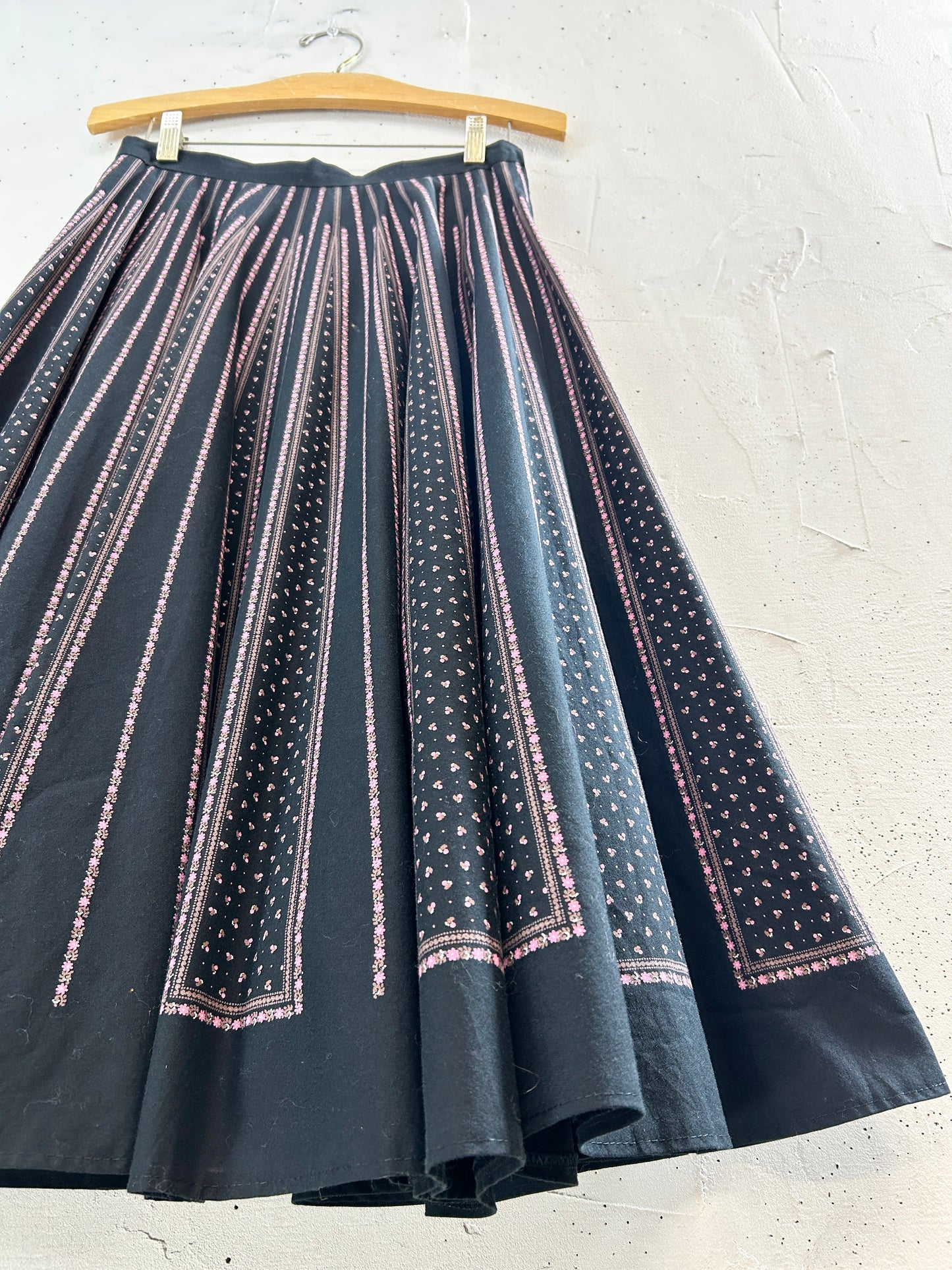 Vintage Tyrol Skirt  [K30896]