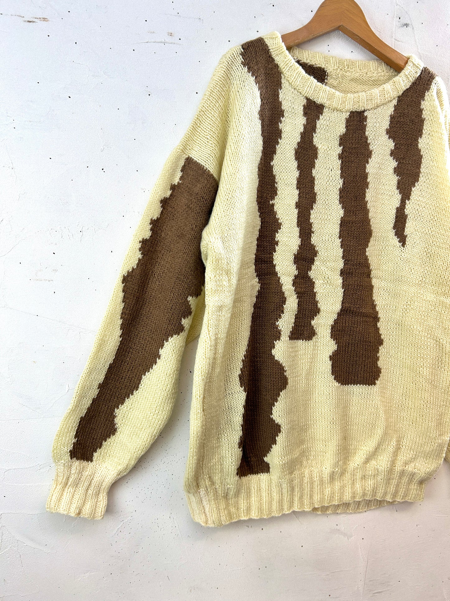 Vintage Hand Knit Sweater [J30522]