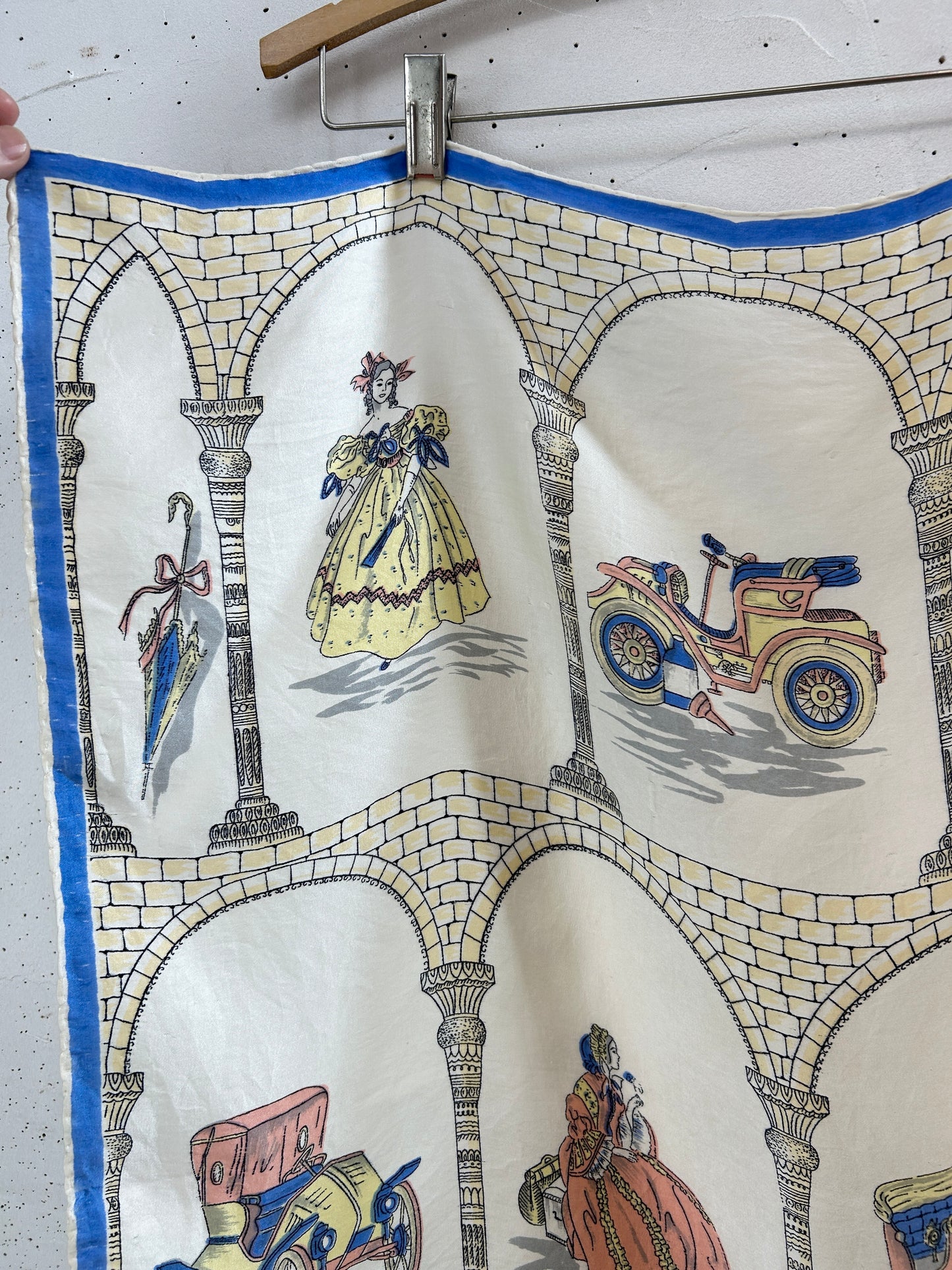 Vintage Scarf [G33297]