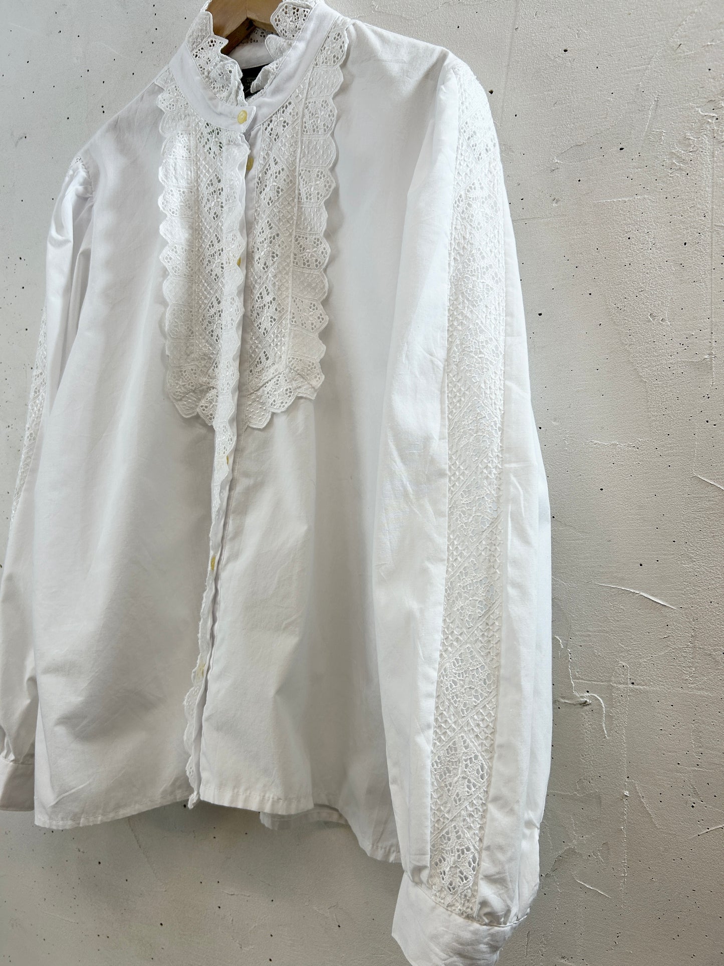 Vintage White Blouse [H30790]