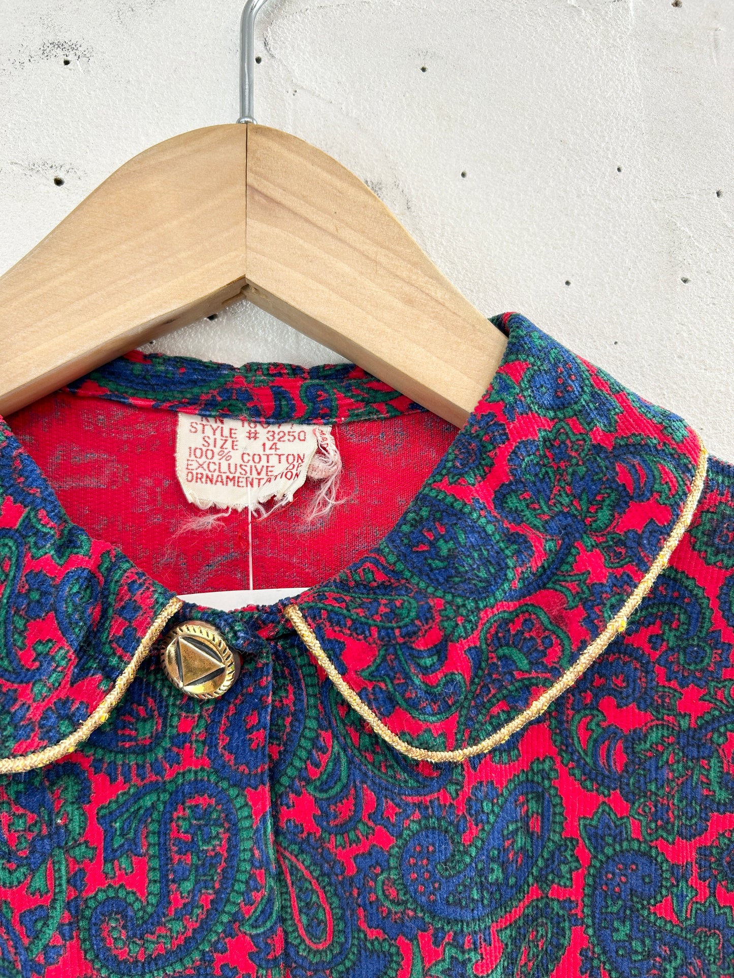 Vintage Gown [A31365]