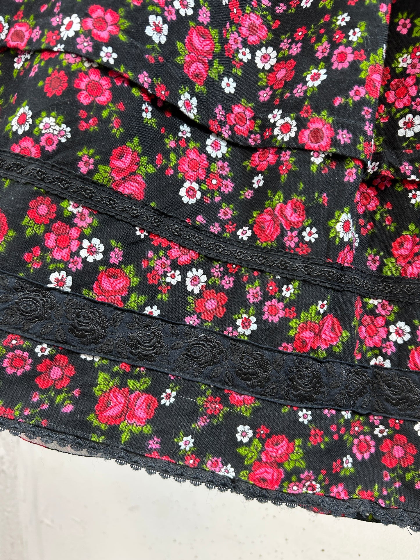Vintage Tyrol Skirt  [A31337]