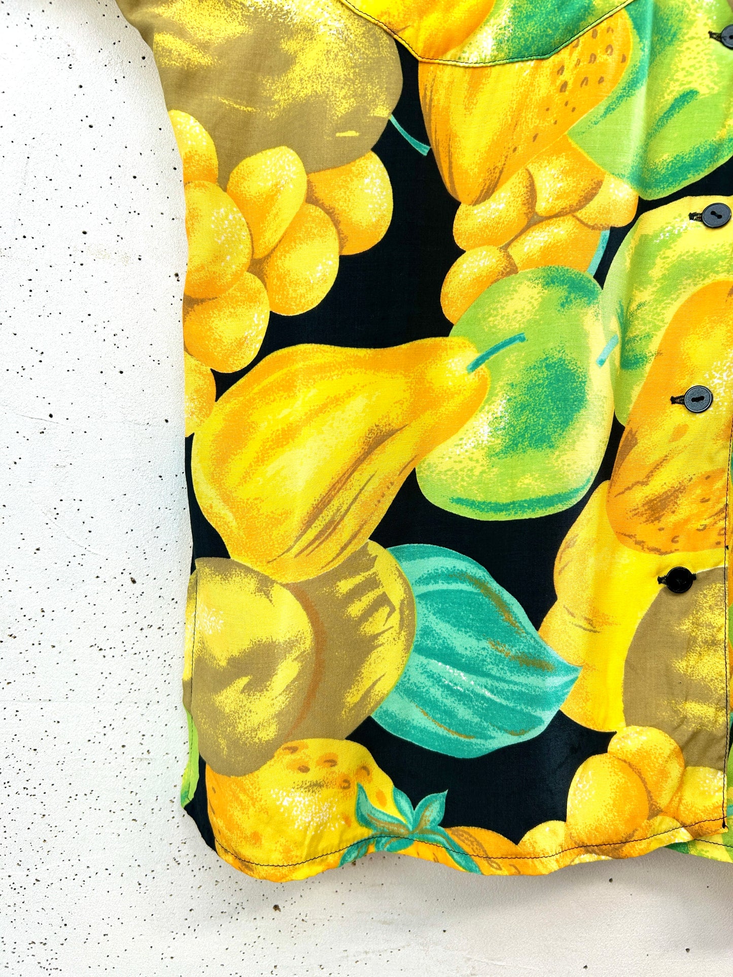 Vintage Fruit Shirt [G33200]