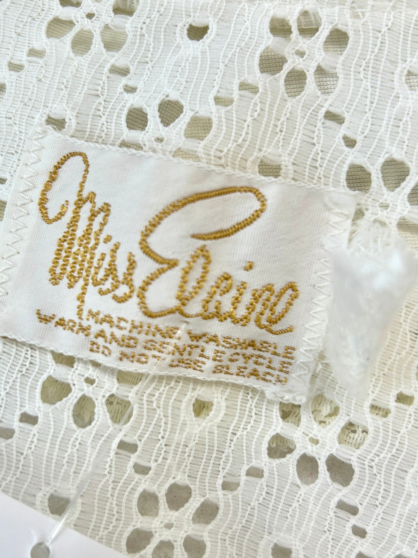 Vintage Gown [D32140]