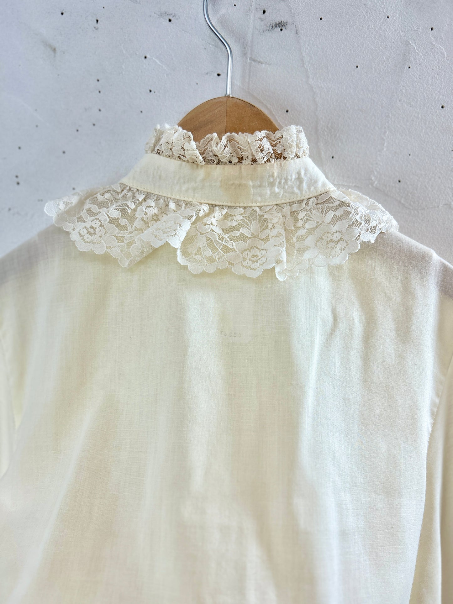 Vintage White Blouse MADE IN USA [I30183]