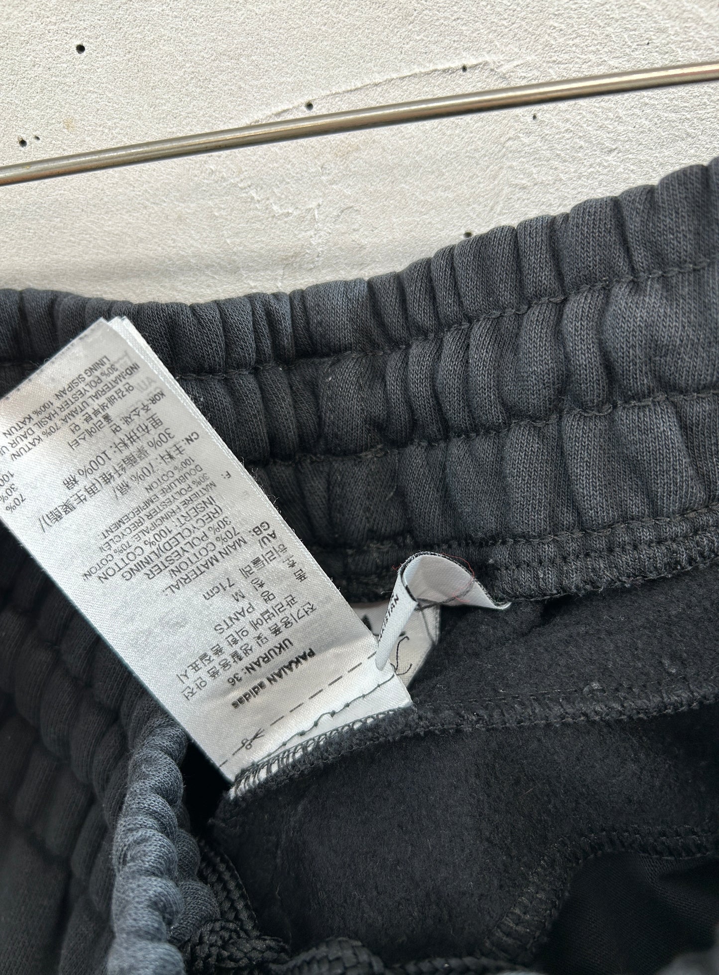 Vintage Sweat Pants 〜adidas〜 [A31425]