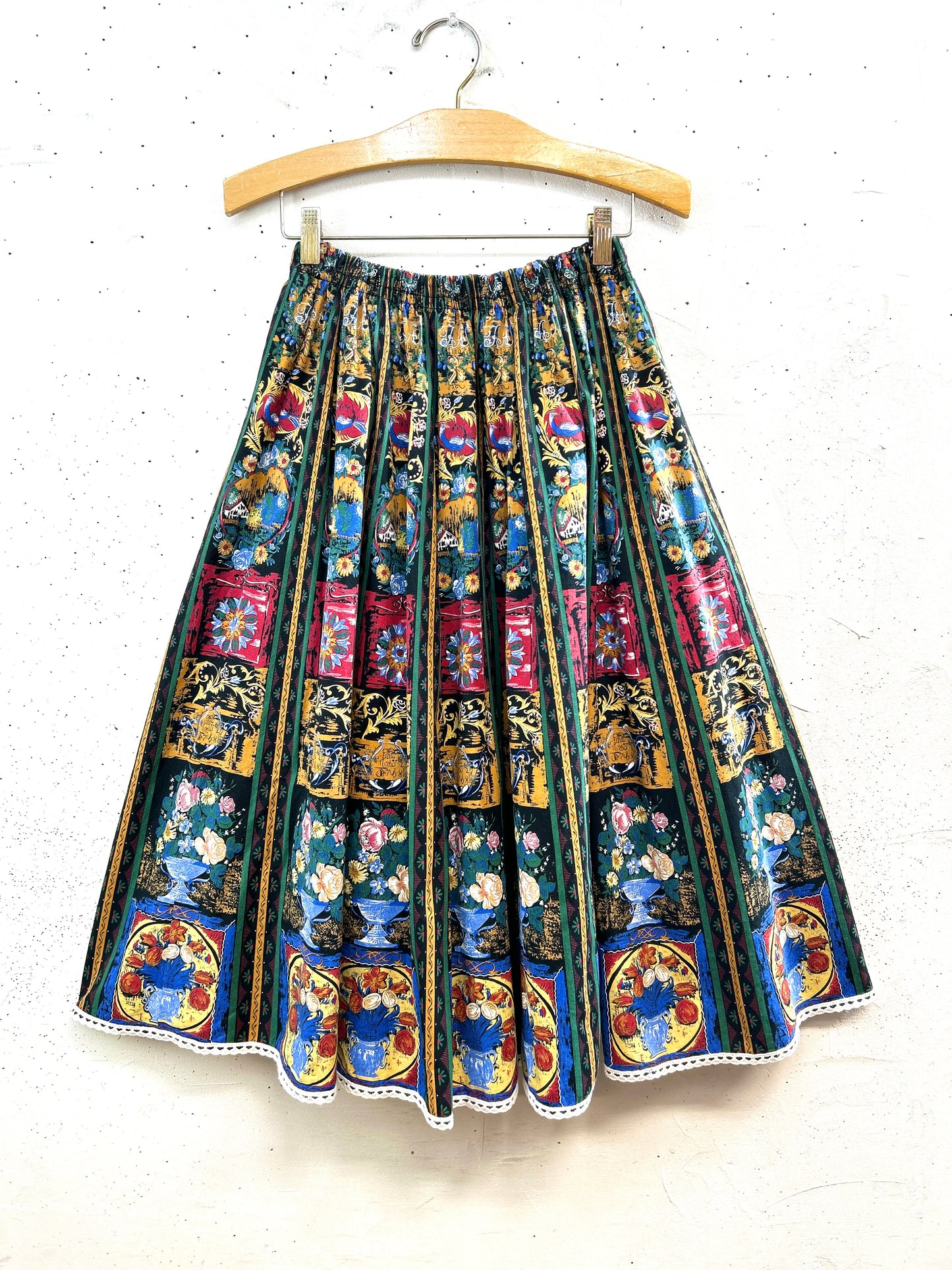Vintage Tyrol Skirt [L31136]