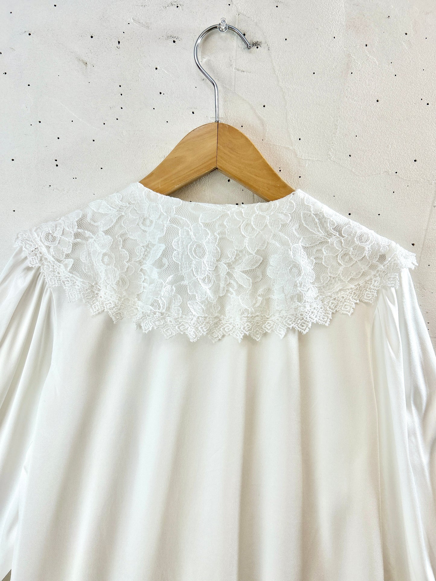 Vintage White Blouse MADE IN USA [H30932]