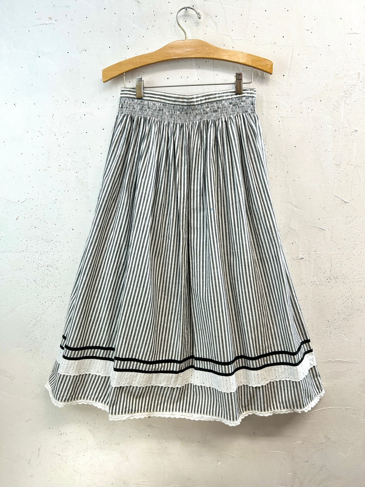 Vintage Tyrol Skirt  [A31453]